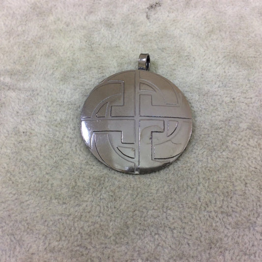 DISC 1.5" Lightweight Gunmetal Plated Knotted Cross Round Shaped Copper Pendant - Measuring 37mm x 37mm, Approximately - Sold Individual