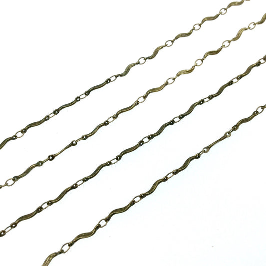 Bronze Plated Copper Link Chain - 10mm Wavy Links - CUTE and Delicate - Sold By the Foot! (CH-464-BR)