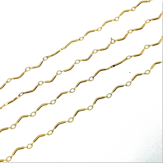 Deep Gold Plated Copper Link Chain - 10mm Curved Links - CUTE and Delicate - Sold By the Foot! (CH-463-GD)