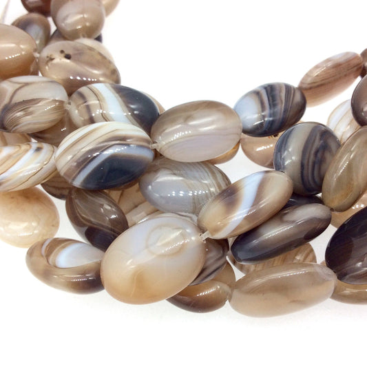 Natural Light Brown/Beige Banded Agate Oval Beads - 15.5" Strand (Approx. 22 Beads) - Approx. 13mm x 18mm - Sold by the Strand