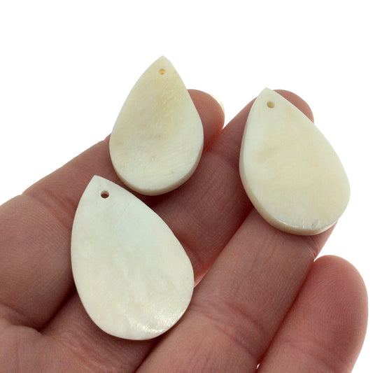 20mm x 30mm White/Ivory Teardrop Shaped Lightweight Natural Ox Bone Pendant Component (Single-Drilled)