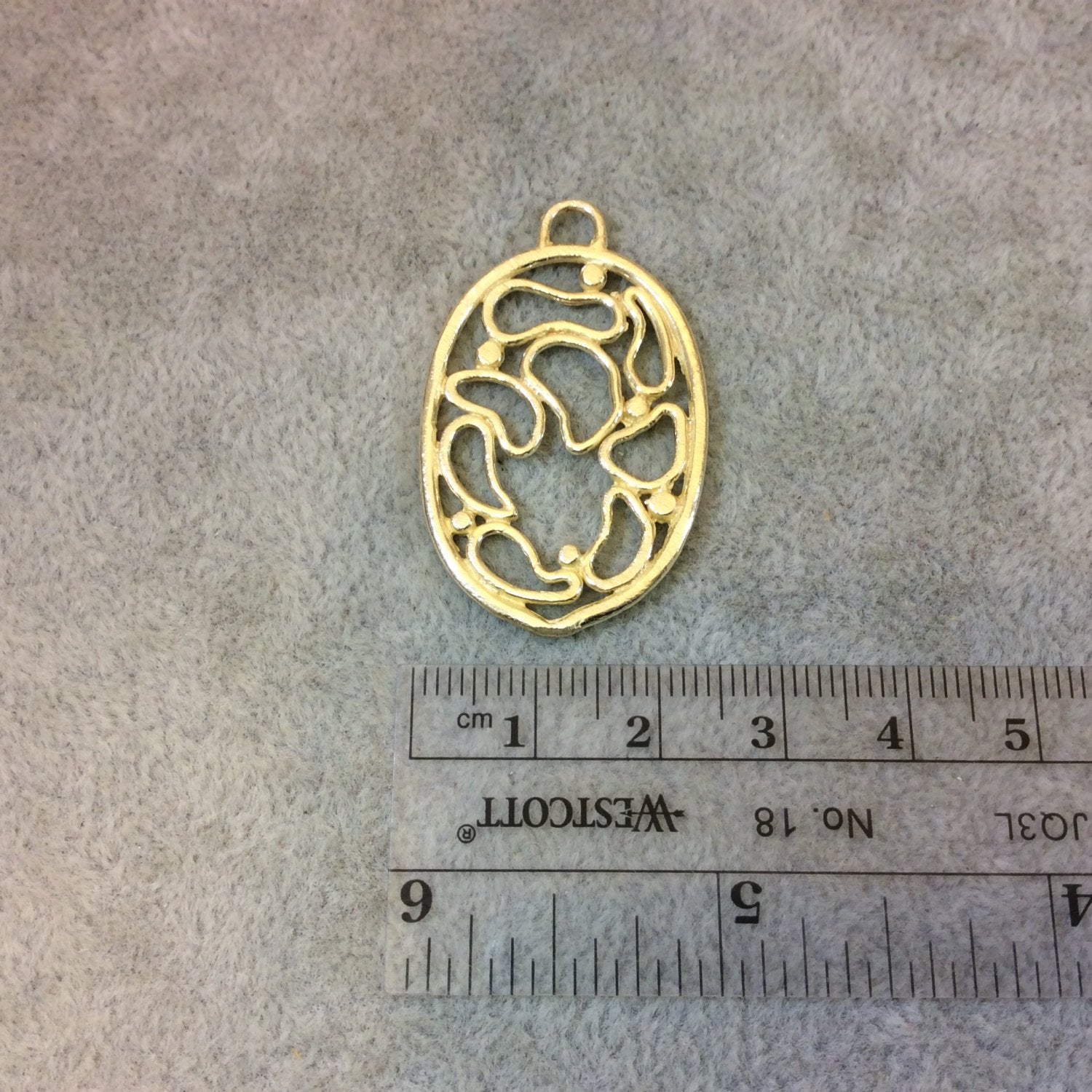 Small Sized Gold Plated Copper Squiggle Line-Filled Oval Shaped Components - Measuring 24mm x 30mm - Sold in Packs of 10 (422-GD)