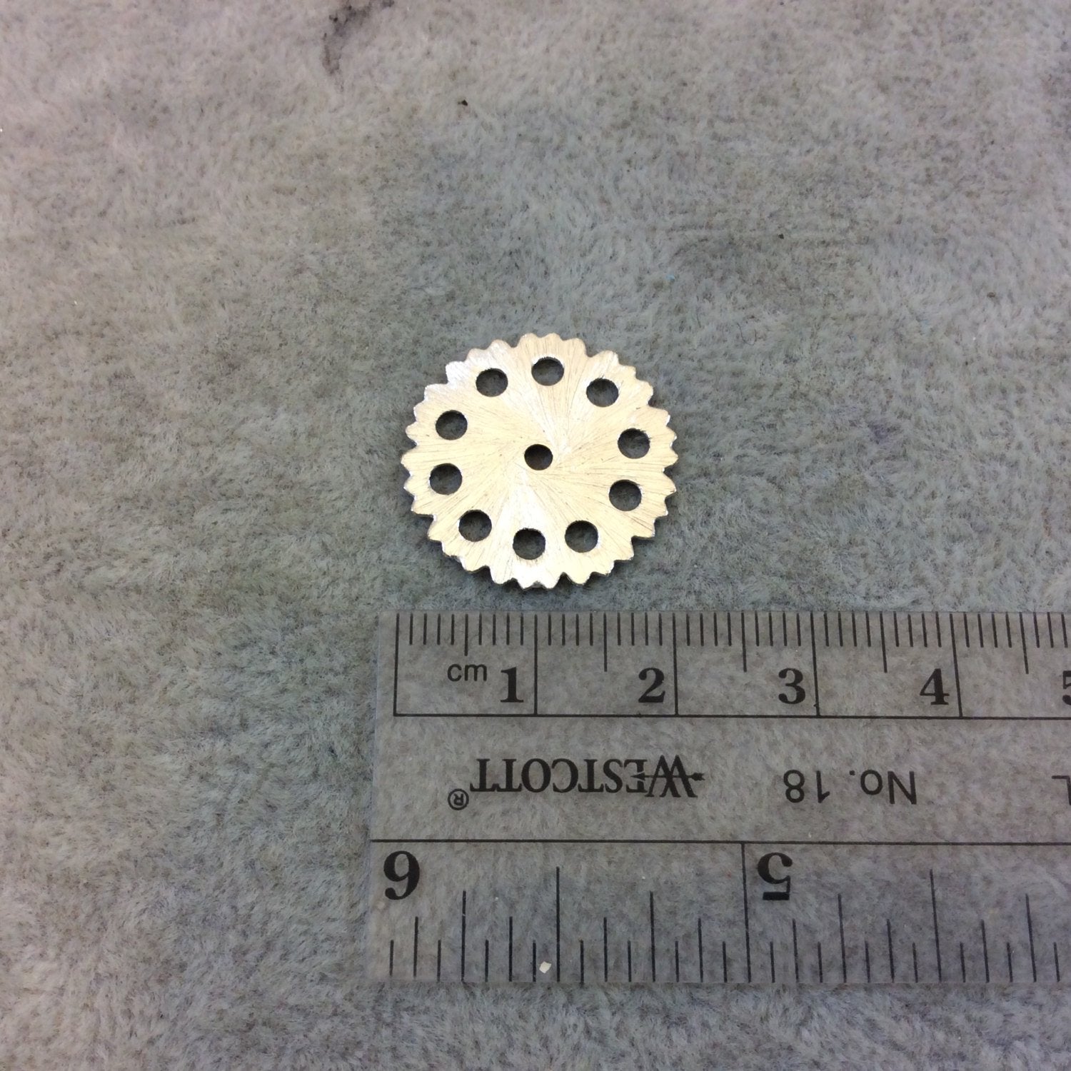 Medium Sized Silver Plated Copper Open Cutout Gear/Flower Shaped Components - Measuring 21mm x 21mm - Sold in Packs of 10 (248-SV)