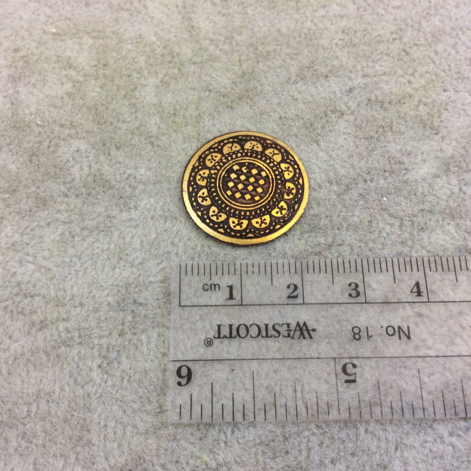 BULK PACK of 1" Gold Plated Detailed Checker/Mandala Embossed Round Copper Medallion Pendants  - Measuring 22mm x 22mm - Sold in Packs of 10