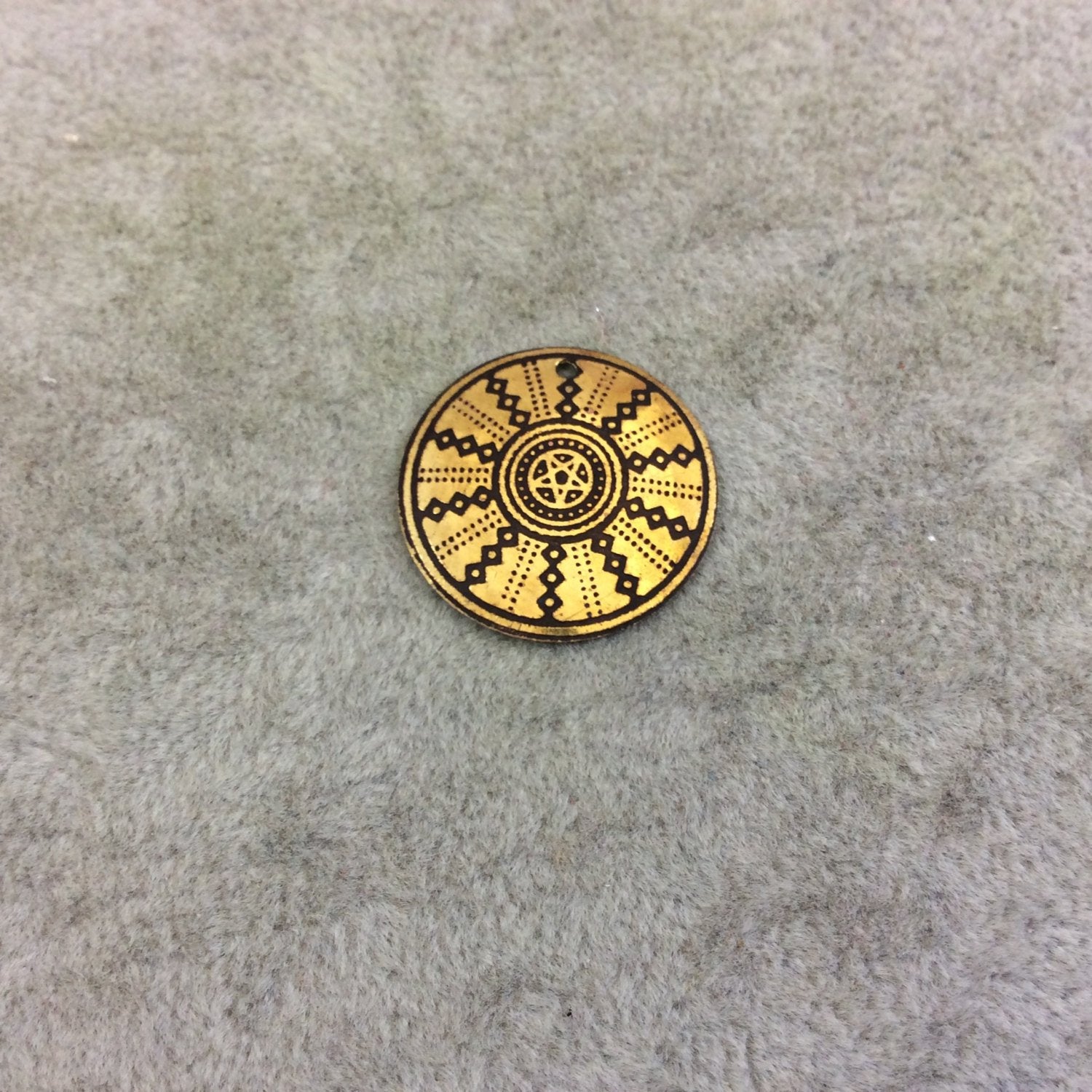BULK PACK of 1" Gold Plated Detailed Star Mandala Embossed Round Copper Medallion Pendants  - Measuring 22mm x 22mm - Sold in Packs of 10