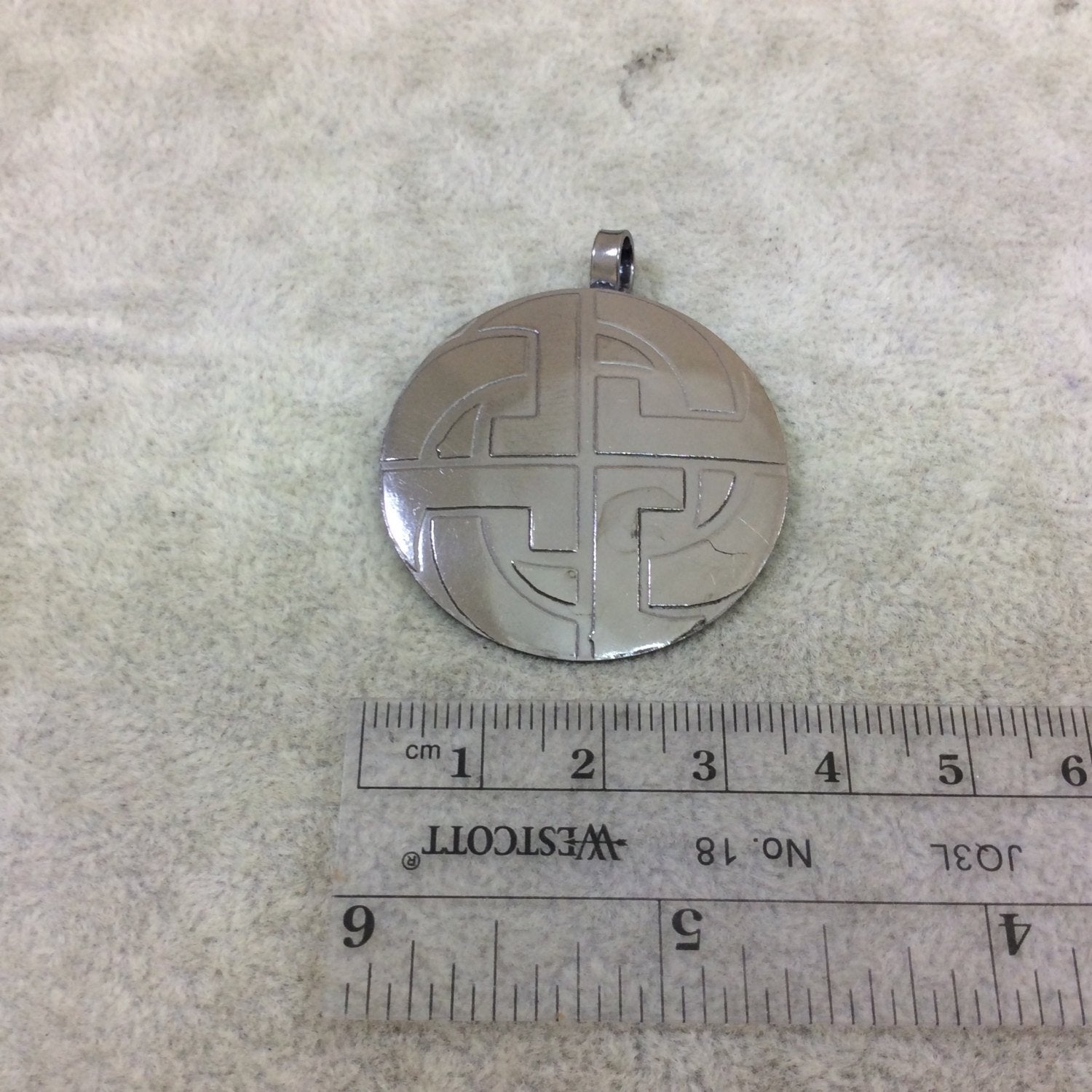 DISC 1.5" Lightweight Gunmetal Plated Knotted Cross Round Shaped Copper Pendant  - Measuring 37mm x 37mm, Approximately - Sold Individual