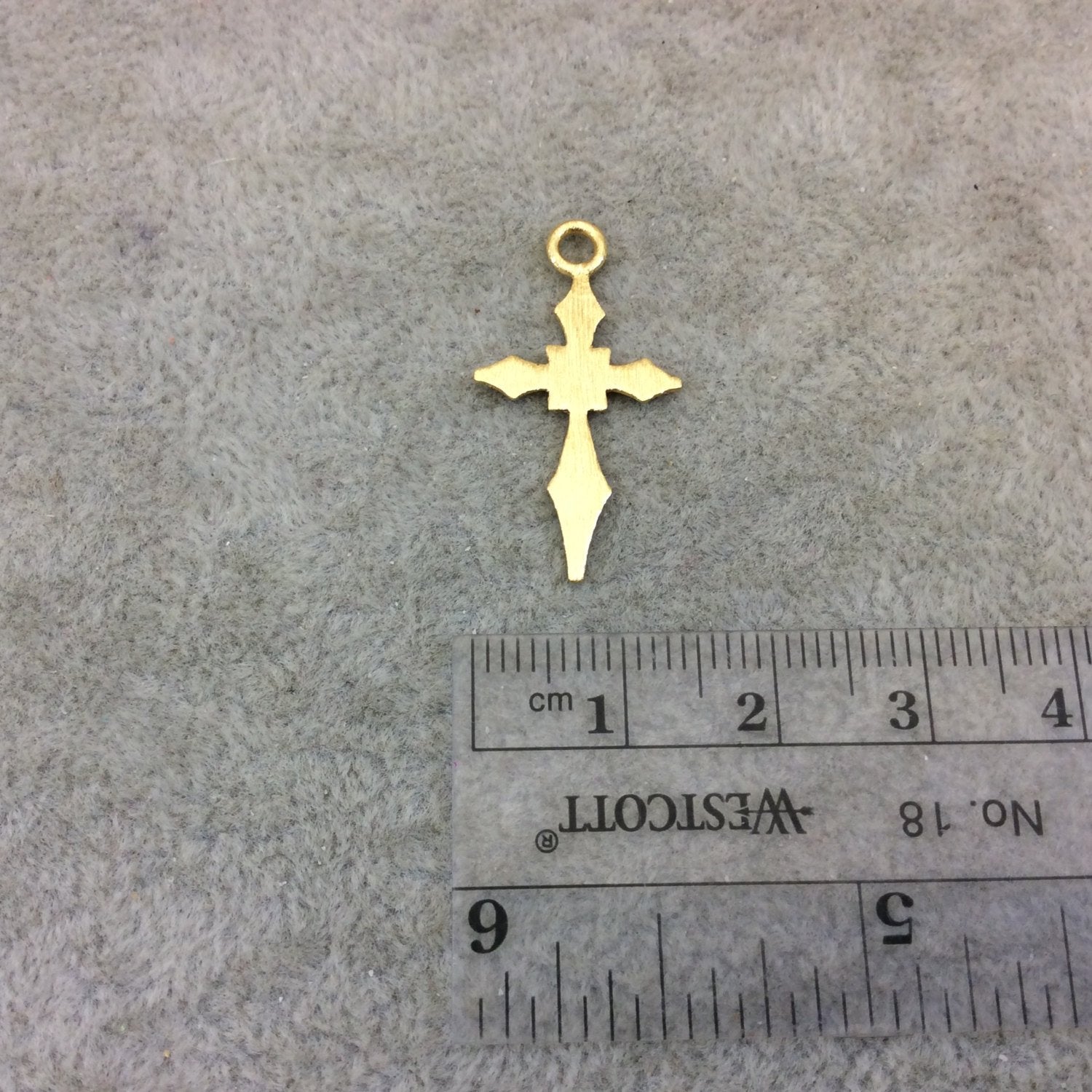 Medium Sized Gold Plated Copper Pointed Gothic Cross Shaped Pendant/Charm Components - Measuring 15mm x 22mm - Sold in Packs of 10 (214-GD)