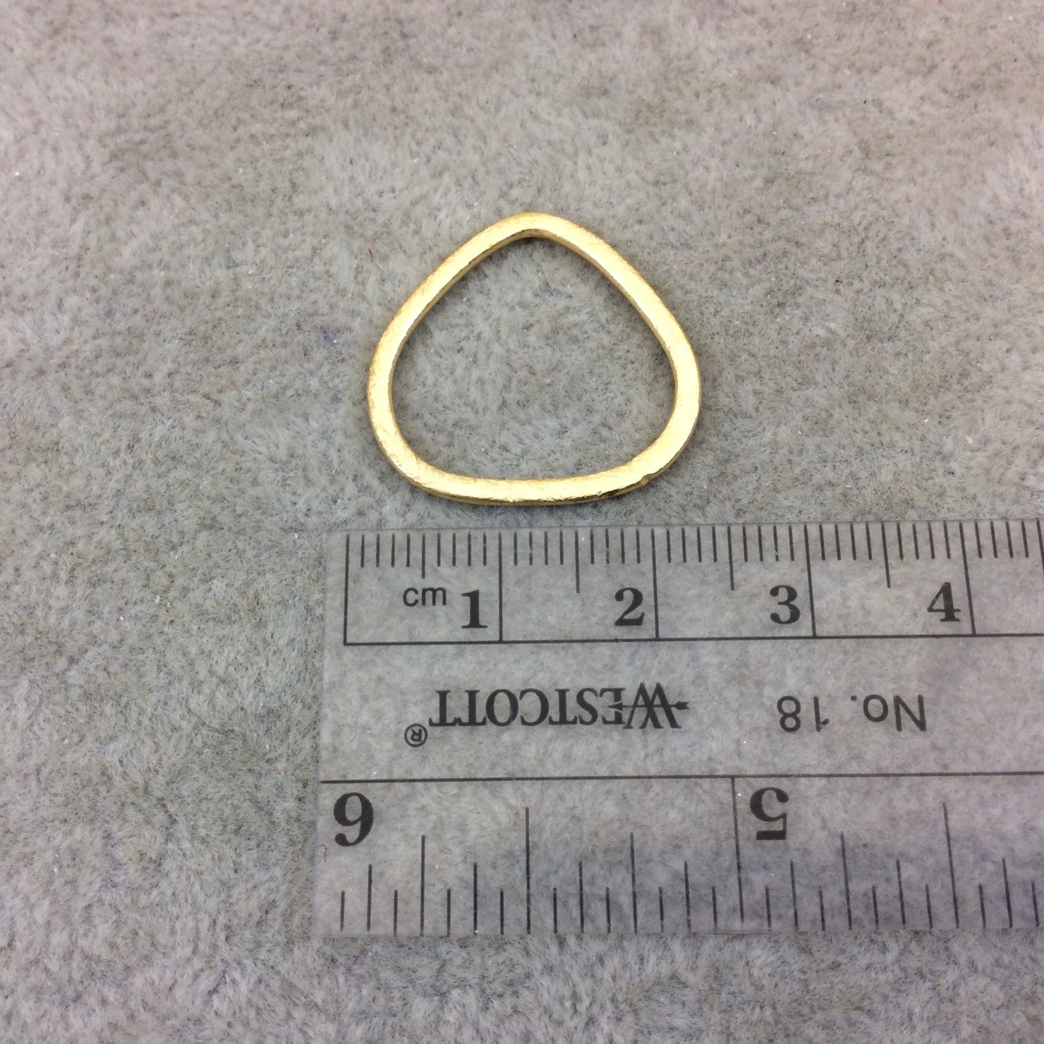 Medium Sized Gold Plated Copper Open Teardrop Shaped Connector/Link Components - Measuring 22mm x 22mm Sold in Packs of 10 (219-GD)