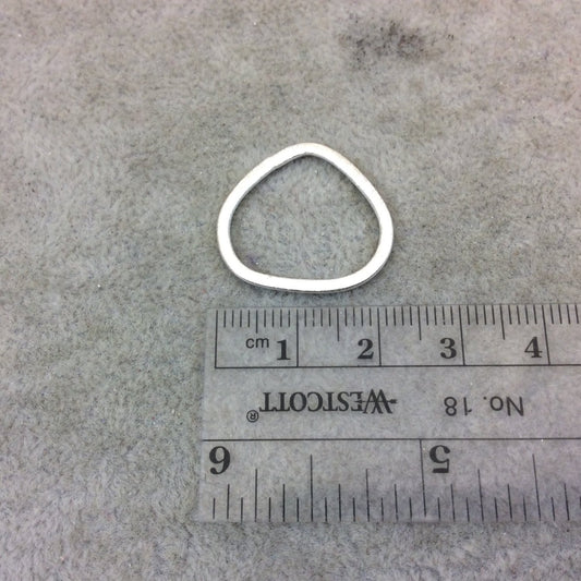 Medium Sized Silver Plated Copper Open Teardrop Shaped Connector/Link Components - Measuring 22mm x 22mm - Sold in Packs of 10 (219-SV)