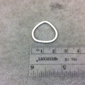 Medium Sized Silver Plated Copper Open Teardrop Shaped Connector/Link Components - Measuring 22mm x 22mm - Sold in Packs of 10 (219-SV)