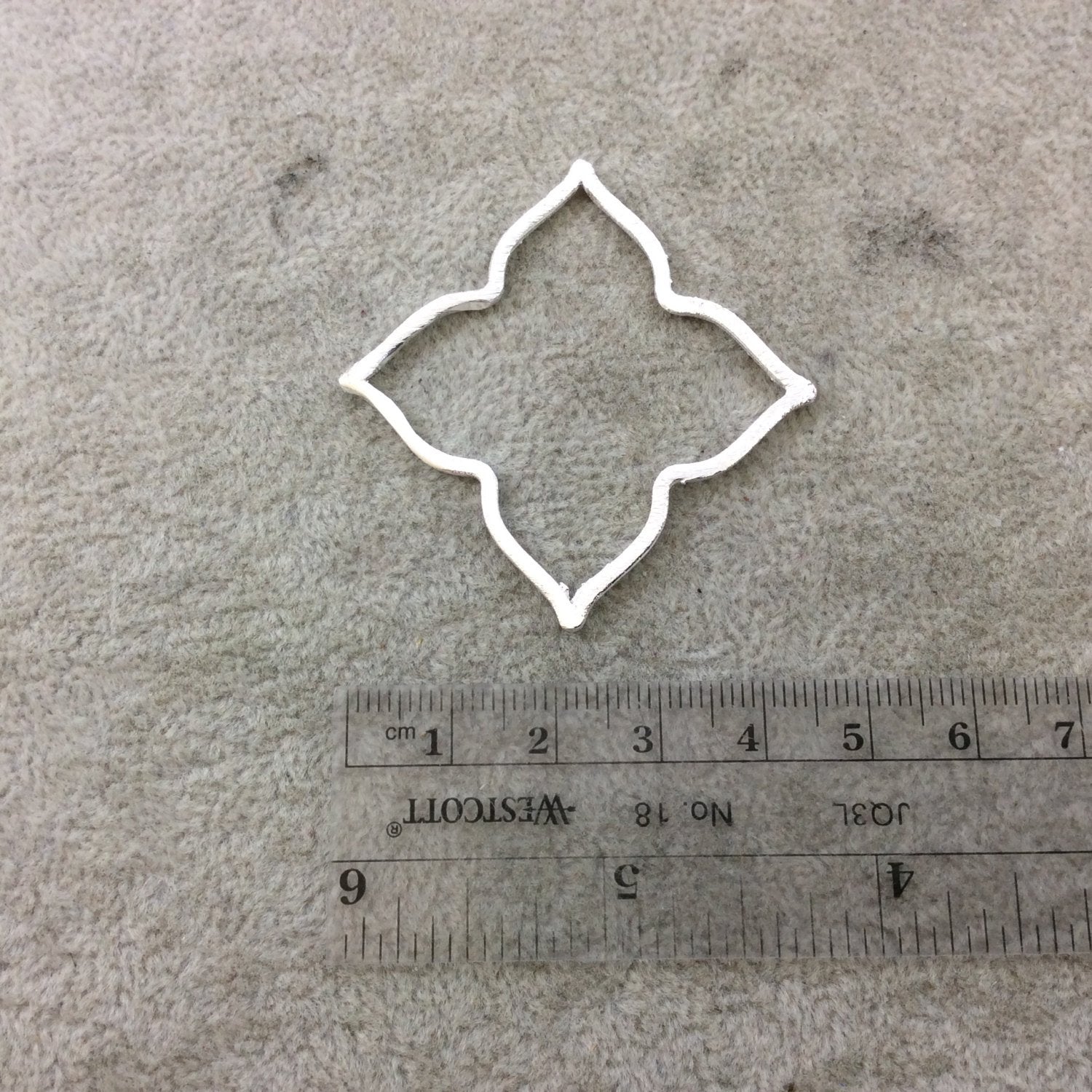 Silver Brushed Finish Large Sized Pointed Star/Flower Open Pendant Components - Measuring 49mm x 49mm - Sold in Packs of 10 (253-SV)