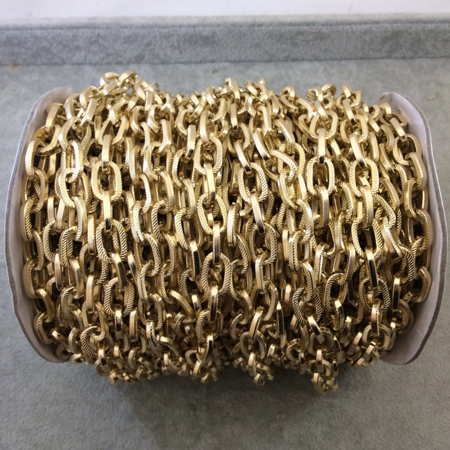 A1357 FULL SPOOL - Gold Plated Aluminum Hammered/Dapped Straight Oval Shaped Cable Chain with 9mm x 14mm Links - Three Finishes Available
