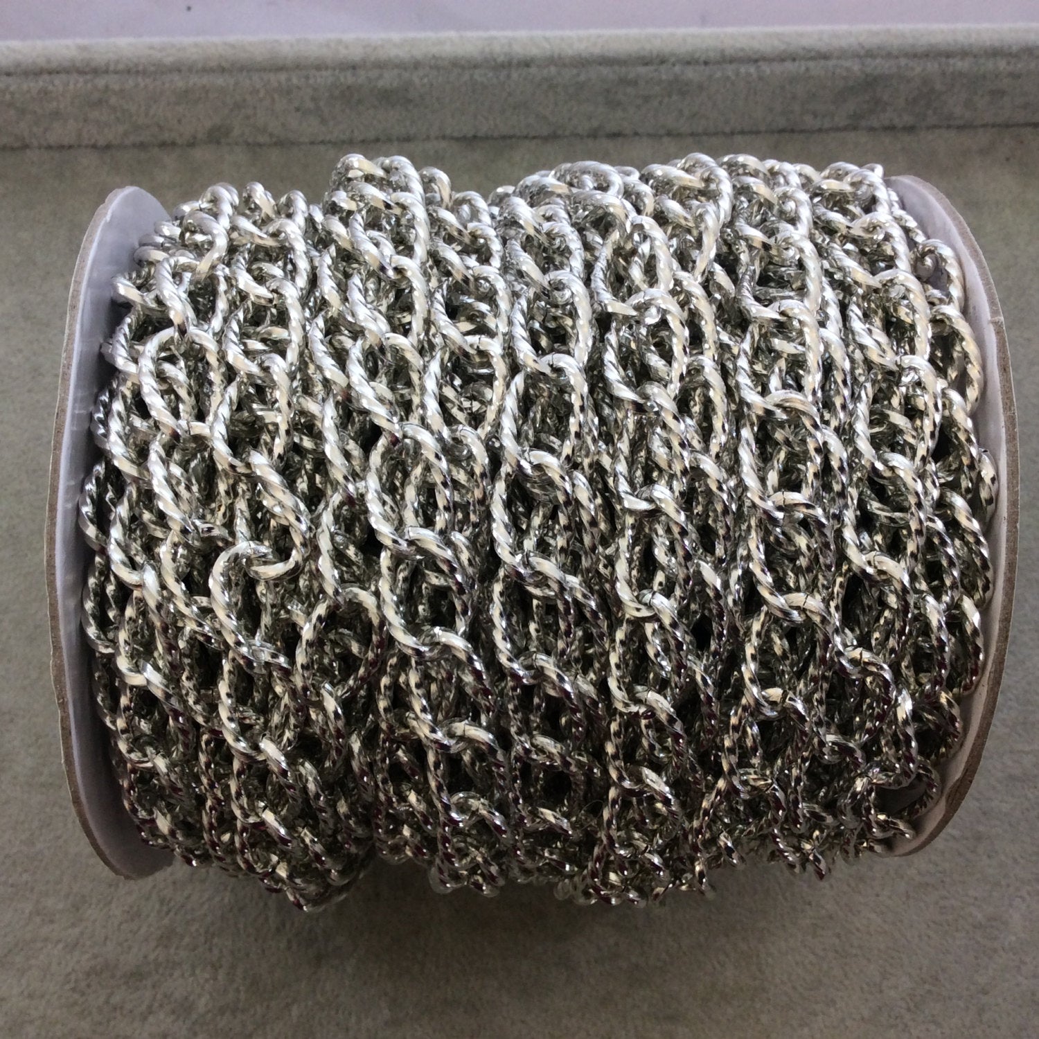 A1309 FULL SPOOL - Silver Plated Aluminum Oblong Oval Shaped Twisted Wire Link Curb Chain with 11mm x 17mm Links - Three Finishes Available