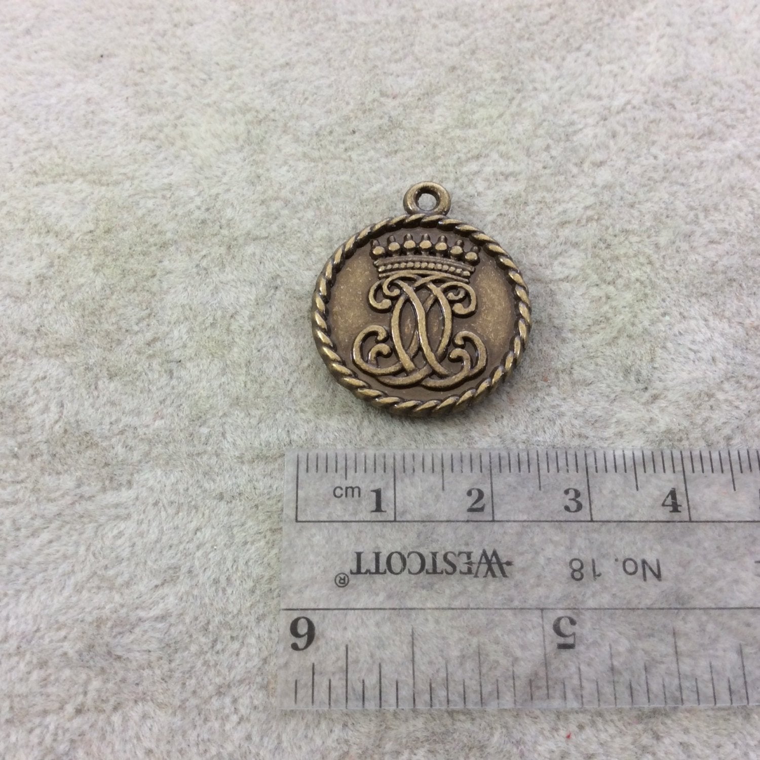 24mm Antique Brass Plated Tibetan Silver Double Sided Fleur de Lis Crown/Flourish Round Shaped Focal Charms/Pendants - Sold Individually