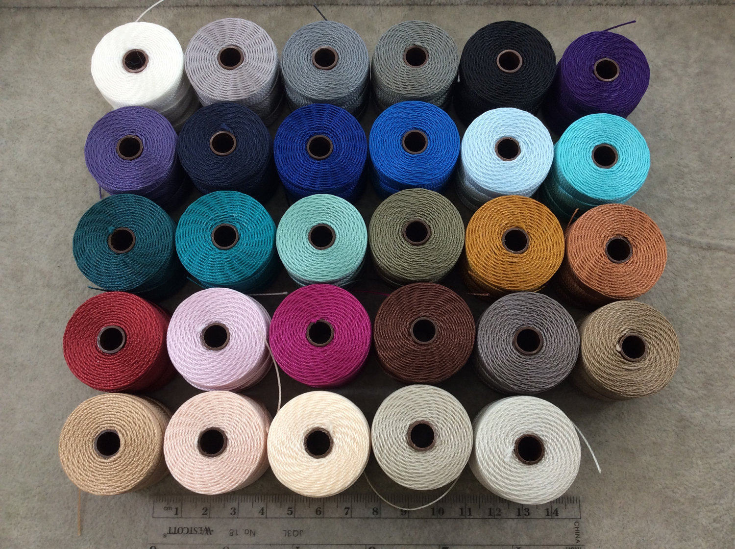 FULL SPOOL - Beadsmith S-Lon 210 Cocoa Brown Nylon Macrame/Jewelry Cord - Measuring 0.5mm Thick - 77 Yards (231 Feet) - (SL210-CO)