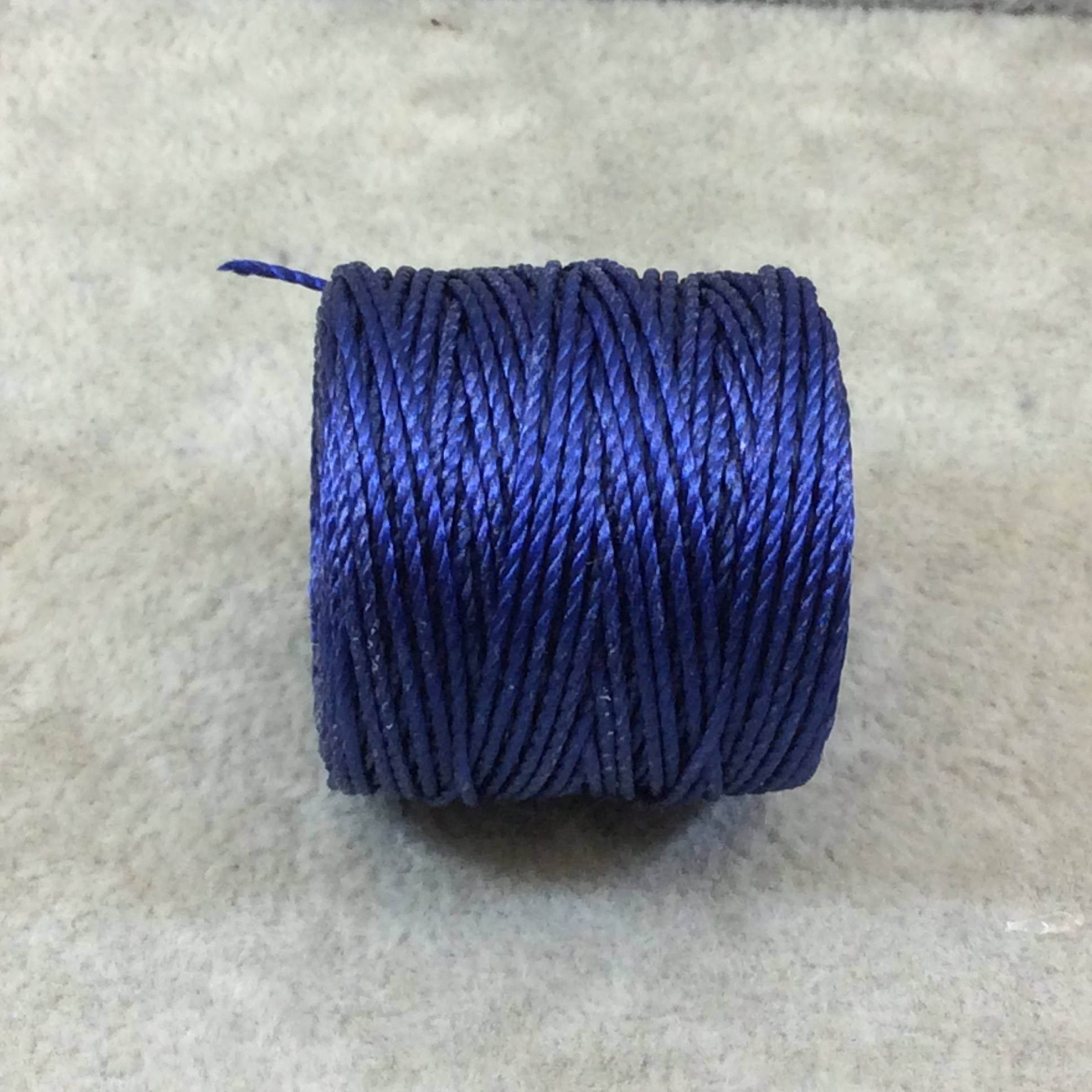FULL SPOOL - Beadsmith S-Lon 400 Capri Blue Nylon Macrame/Jewelry Cord - Measuring 0.9mm Thick - 35 Yards (105 Feet) - (SL400-CB)