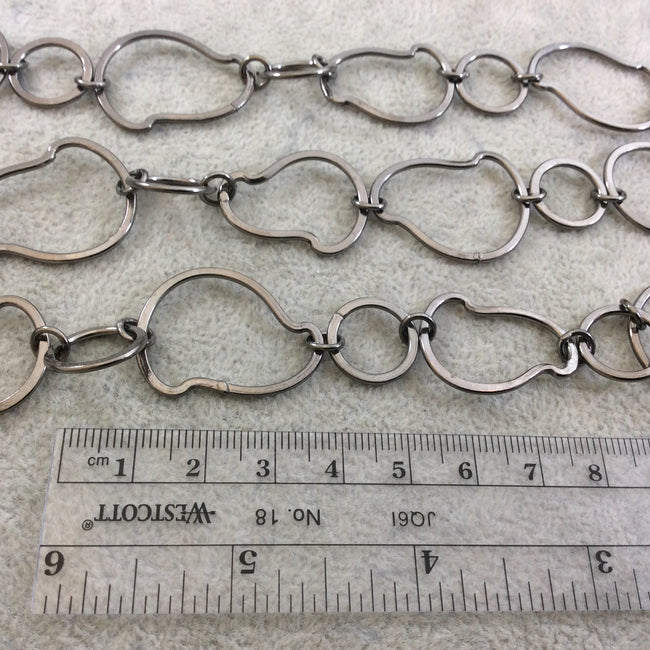 Gunmetal Plated Copper Alternating Freeform Link Chain - 20mm x 30mm Freeform Links With 14mm Circles - Sold By the Foot