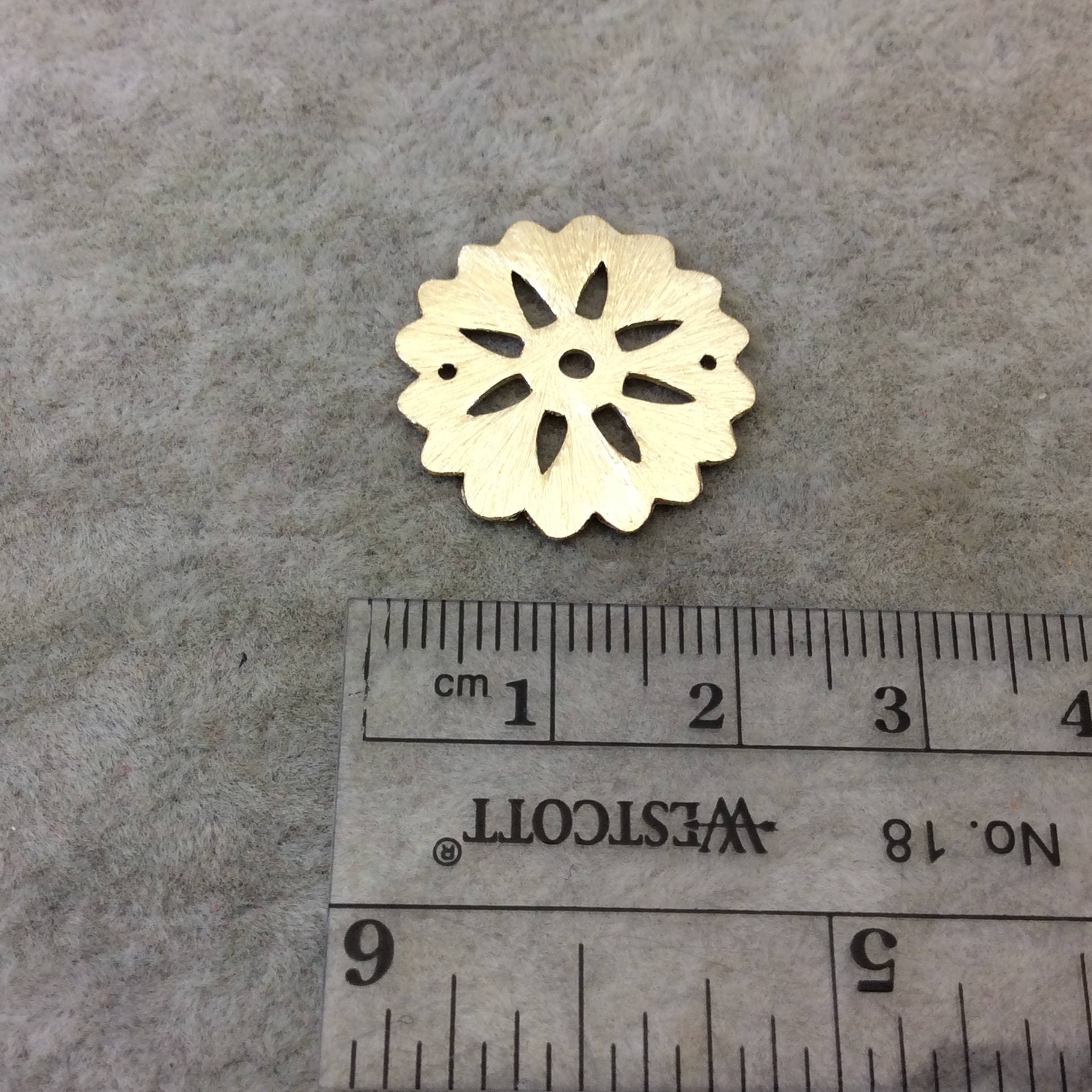 Medium Sized Gold Plated Copper Open Cutout Gear/Flower Shaped Components - Measuring 21mm x 21mm - Sold in Packs of 10 (247-GD)