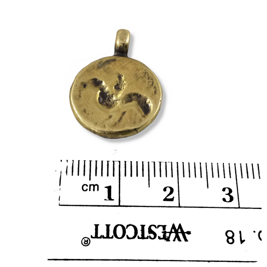 15mm x 15mm Oxidized Gold Plated Rustic Cast Flapping Bird  Ilcon Copper Round Shape Pendant w/ Attached Ring  - Sold Individually (K-84)