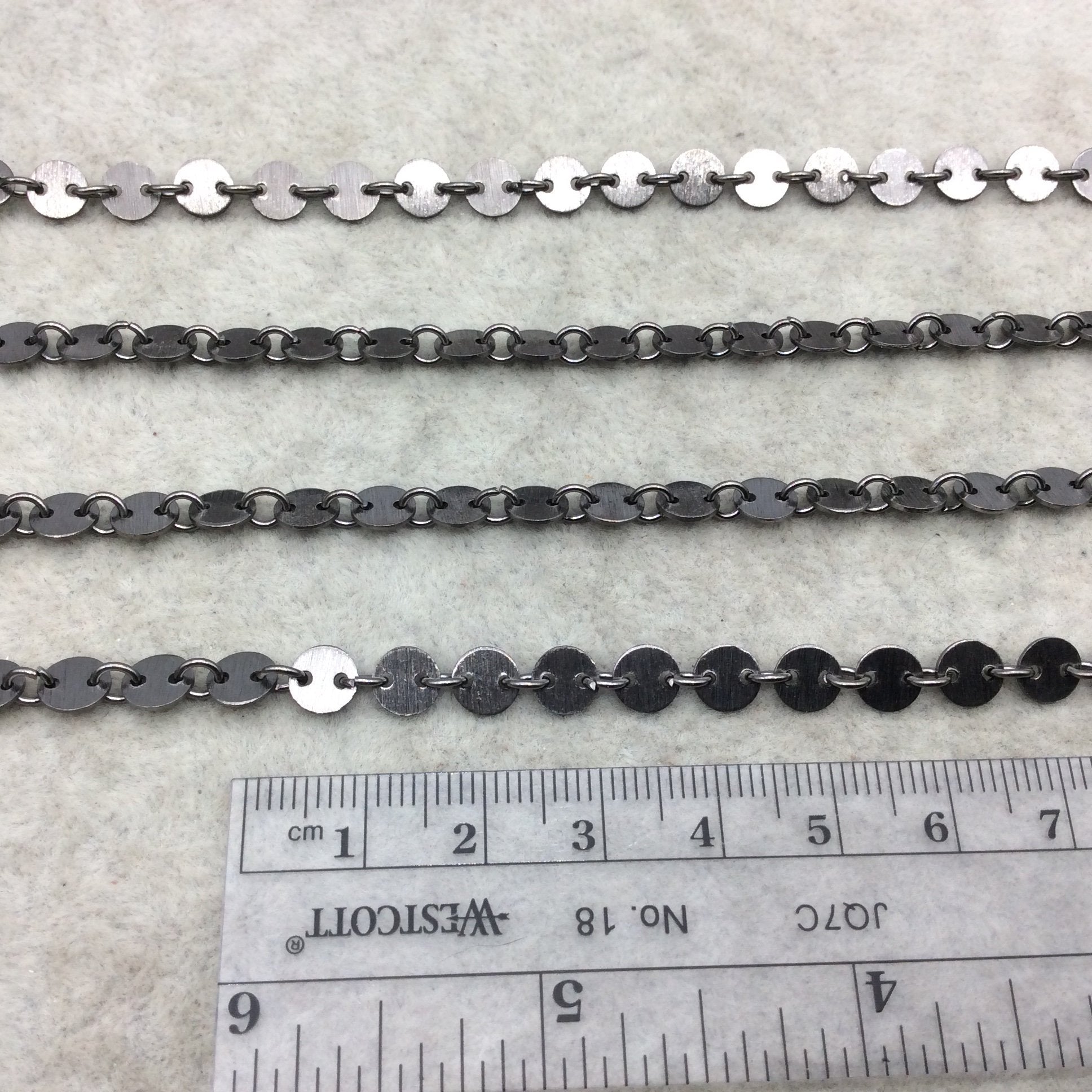 Gunmetal Plated Copper Circle/Disc And Link Chain - 4mm Circles With Connectors - CUTE and Delicate - Sold By the Foot!   (CH459-GM)