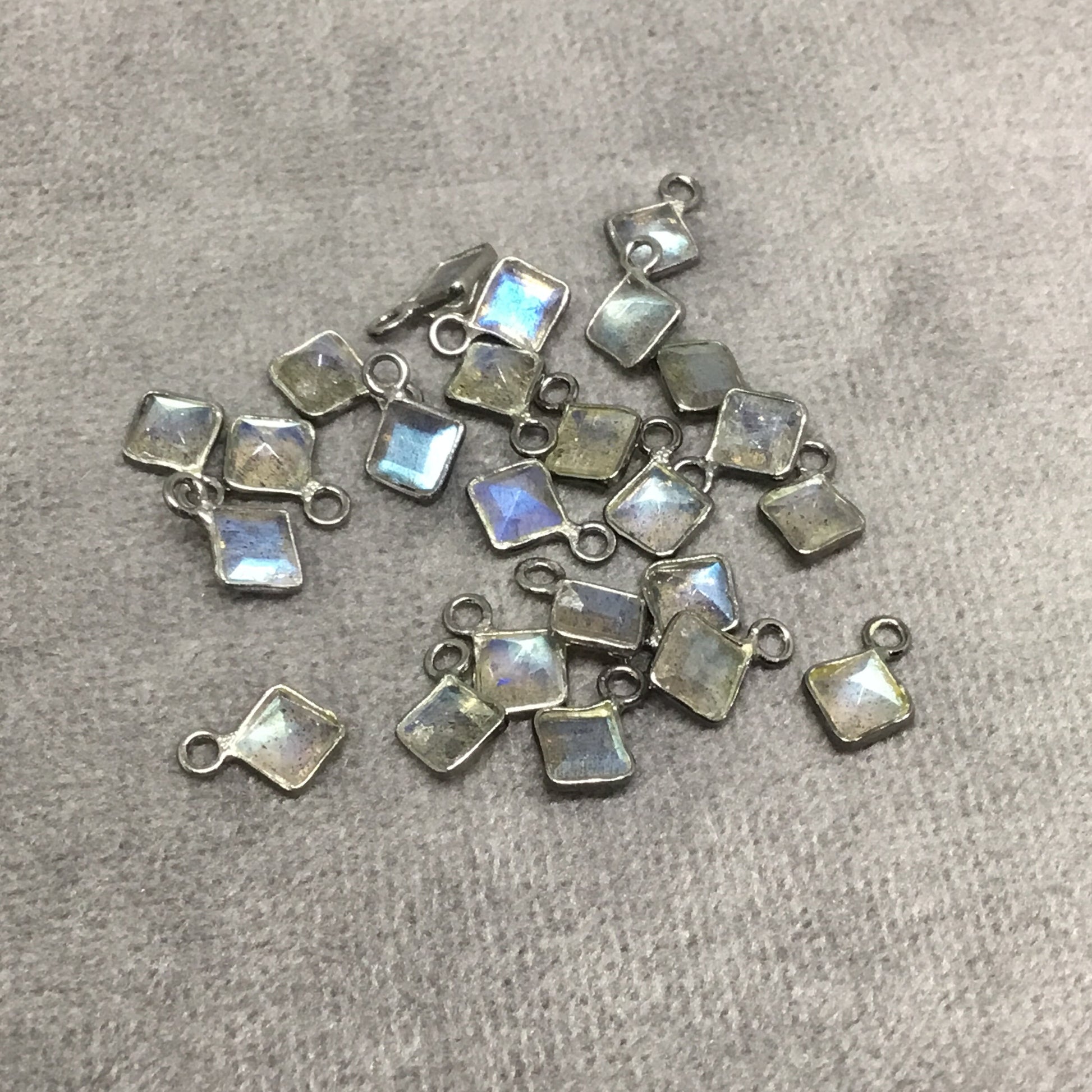 Labradorite Bezel | Gunmetal Sterling Silver Pointed/Cut Stone Faceted Diamond Shaped Pendants - Measuring 4mm x 4mm - BULK PACK of Six (6)