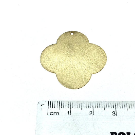 Quatrefoil Jewelry Component, Gold Plated Copper Charm (33mm, 2 Pcs)
