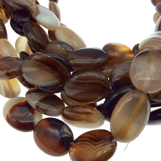 Natural Dark Brown/White  Banded Agate Oval Beads - 15.75" Strand (Approx. 20 Beads) -  15mm x 20mm, Approximately - Sold by the Strand