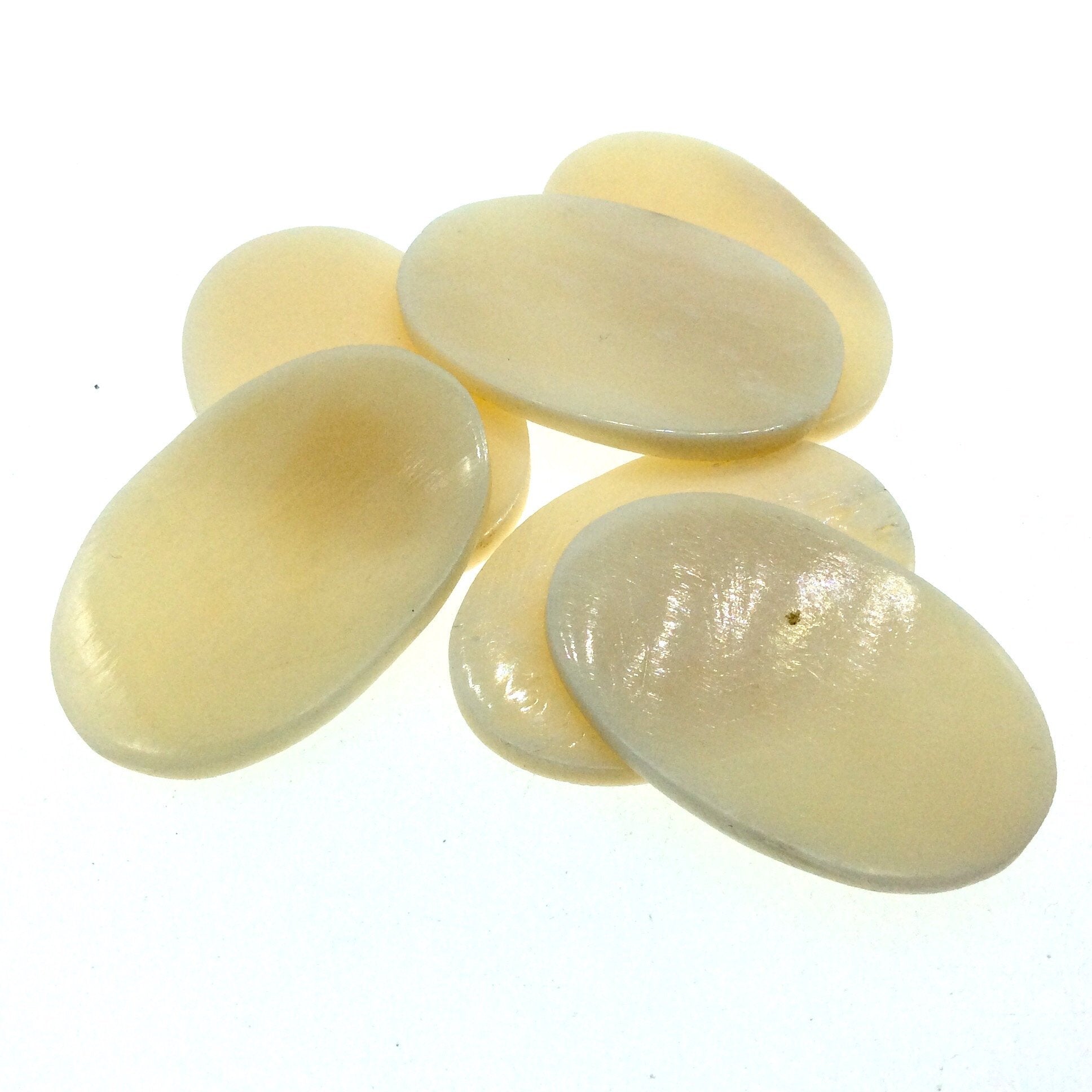 1.75" Plain White/Ivory Flat Oval/Oblong Shaped Natural Bone Undrilled Cabochon For Etching/Painting/Carving  ~ 30mm x 45mm,   Sold Per Each