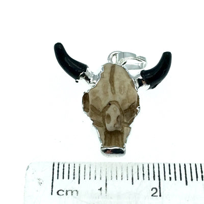 1" Silver Electroplated Open Face Steer Skull With Gunmetal Horn Shaped Resin Pendant with Attached Bail - ~25mm x 22mm. - Sold Individually