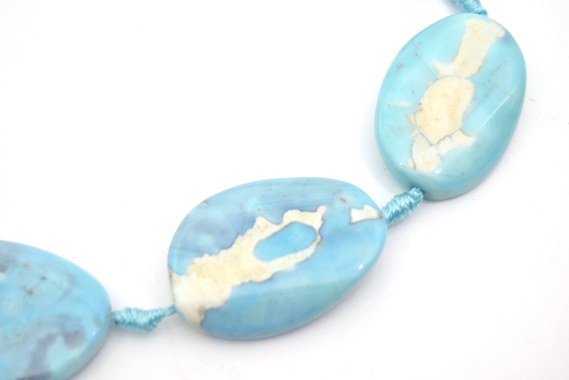 35mm Smooth Marbled Sky Blue Dyed Agate Oval Shaped Beads - (Approx. 14" ~8 Beads)