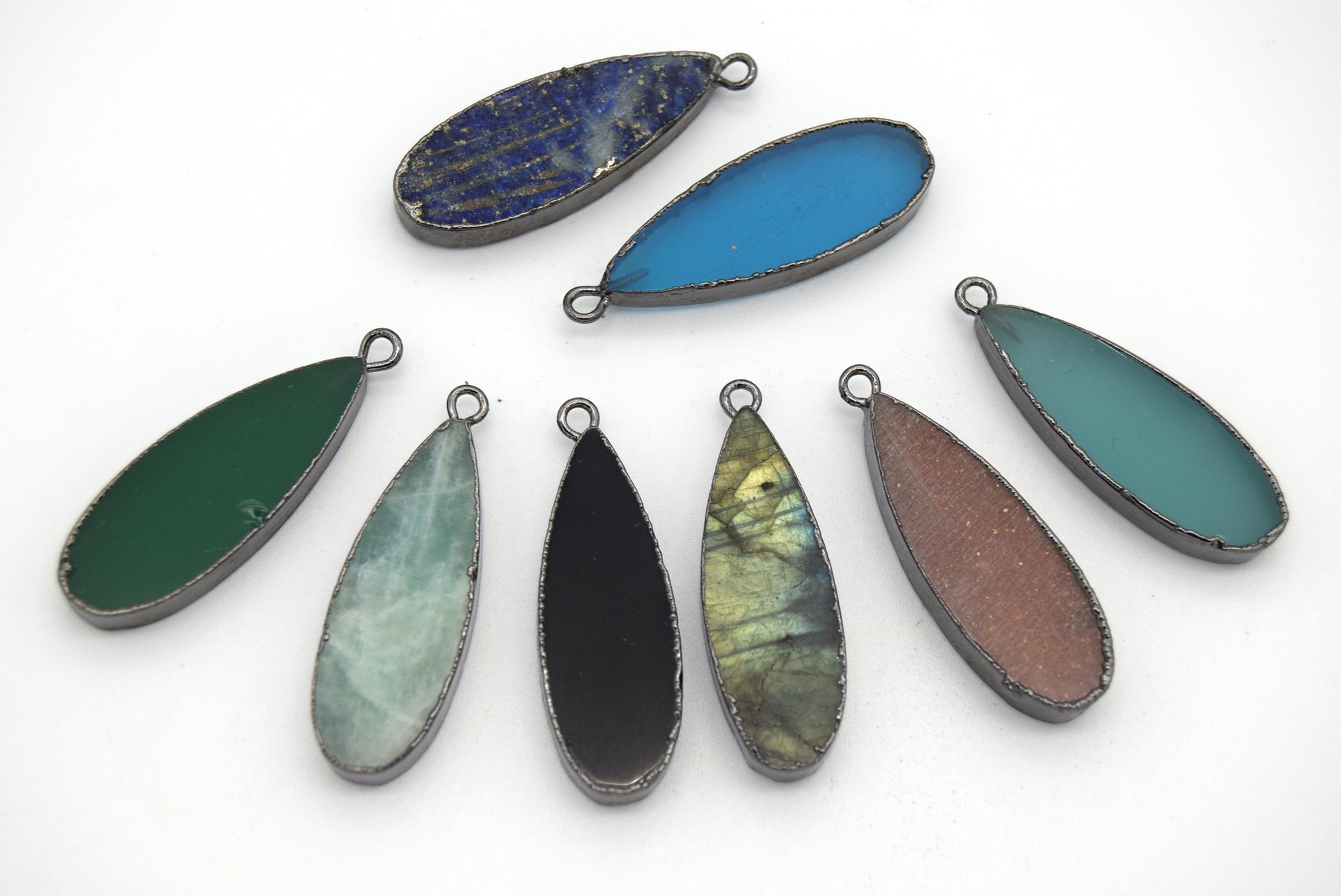 11mm x 30mm Gunmetal Plated Natural Blue/Green Labradorite Long Teardrop Shaped Flat Pendant