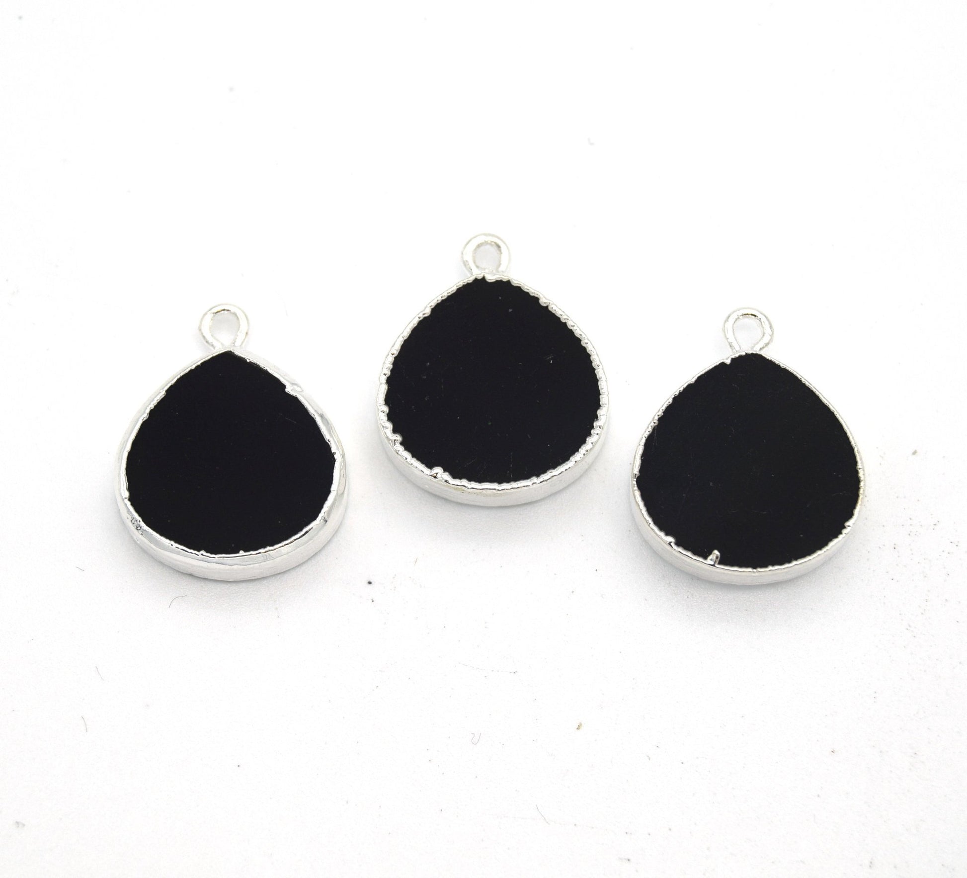 14mm x 15mm Silver Plated Flat Teardrop/Heart Shaped Black Onyx Pendants - Sold Individually