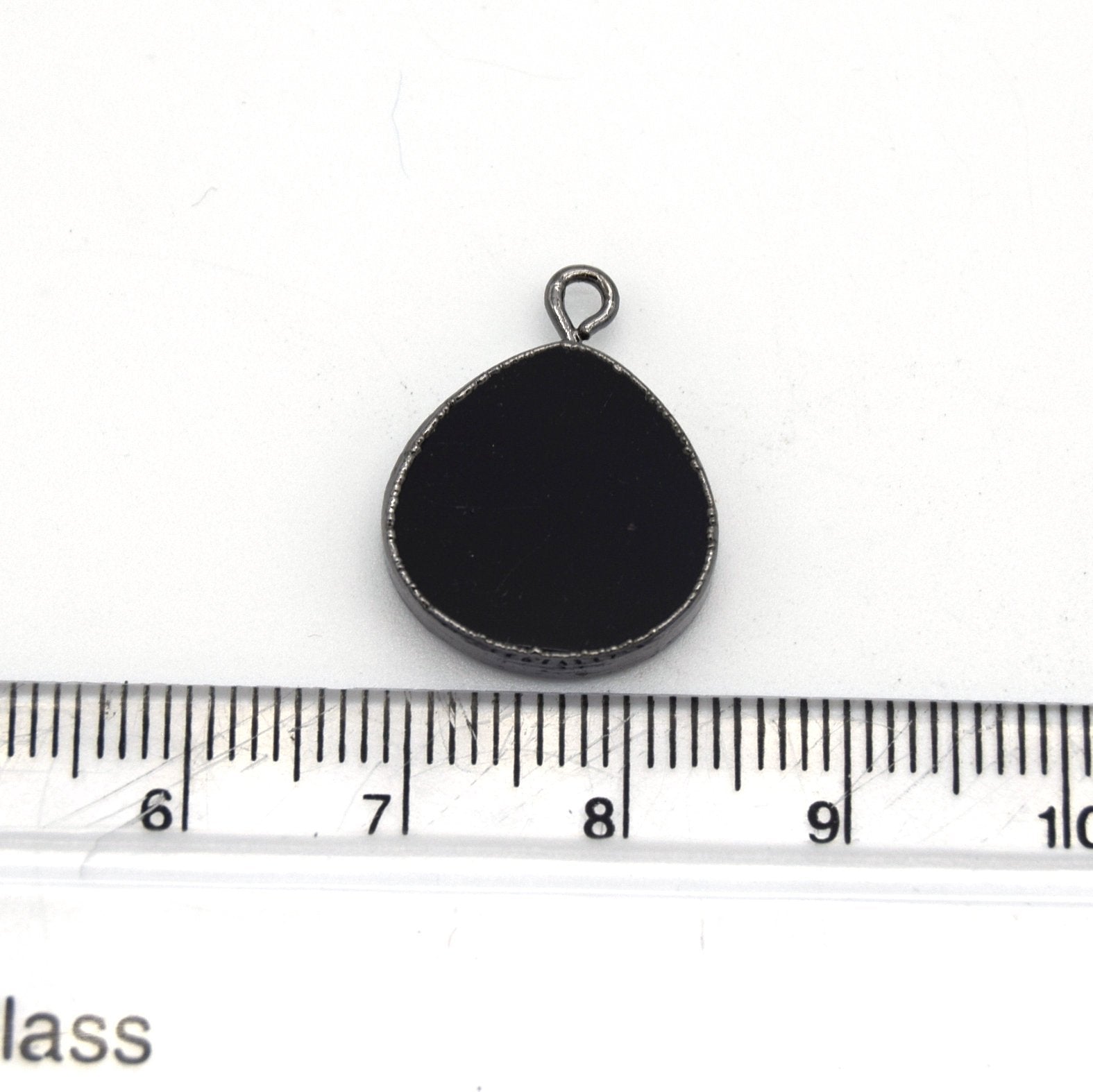 14mm x 15mm Gunmetal Plated Flat Teardrop/Heart Shaped Black Onyx Pendants - Sold Individually