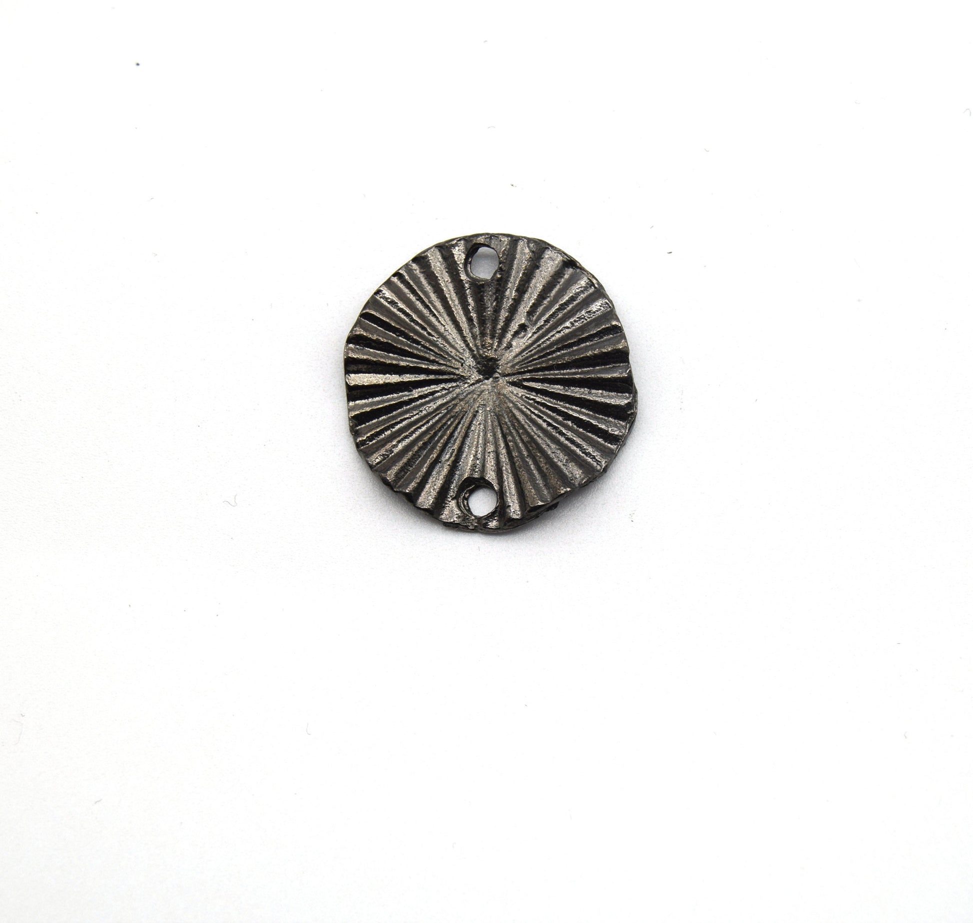 23mm x 24mm Gunmetal Plated Copper Radiating Lined Coin Charm/Pendant  - Sold Individually