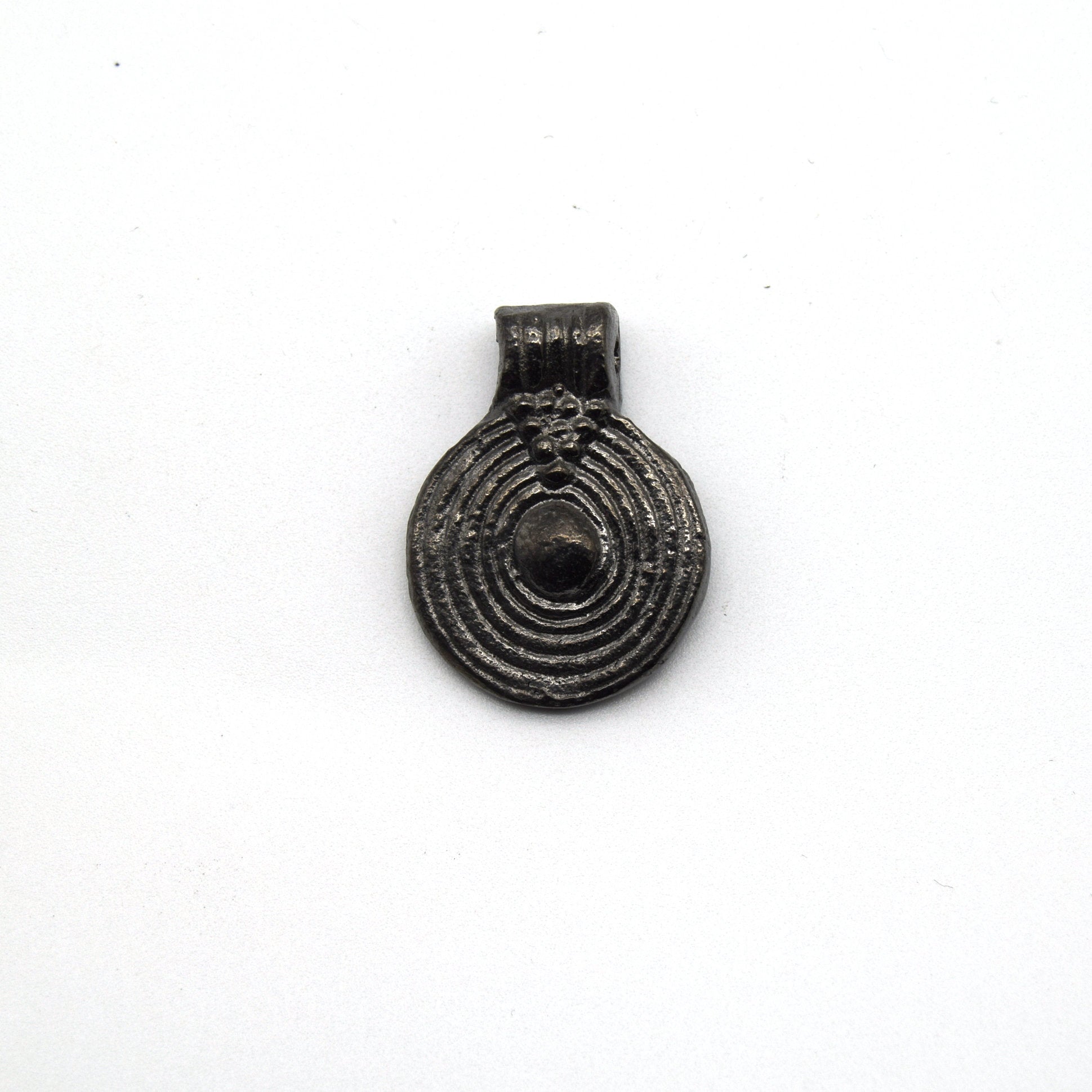 19mm x 20mm Gunmetal Plated Copper Embellished Spiral Coin Charm/Pendant - Sold Individually
