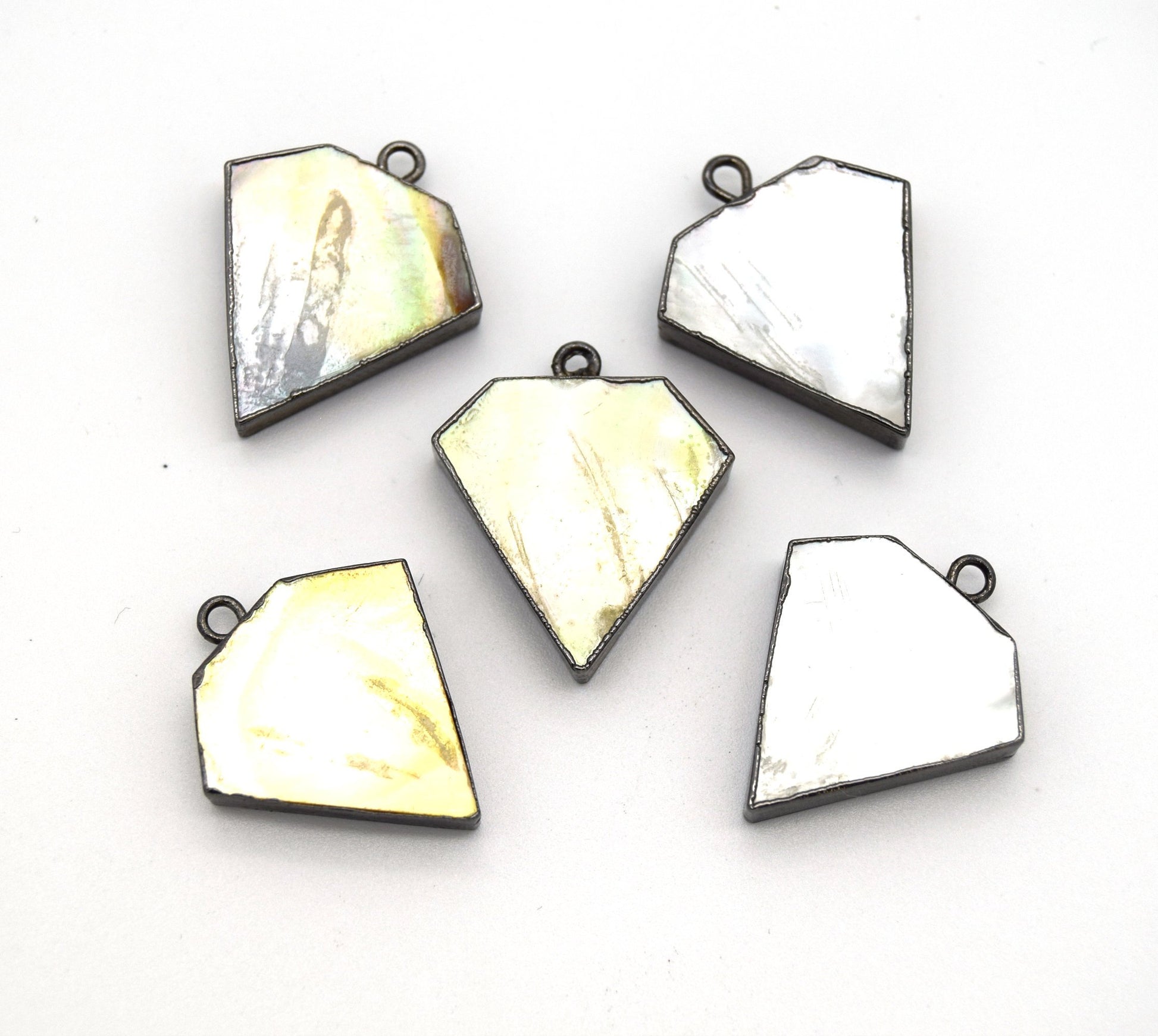 20mm x 20mm Gunmetal Plated Natural Iridescent White Abalone Flat Shield Shaped Pendant