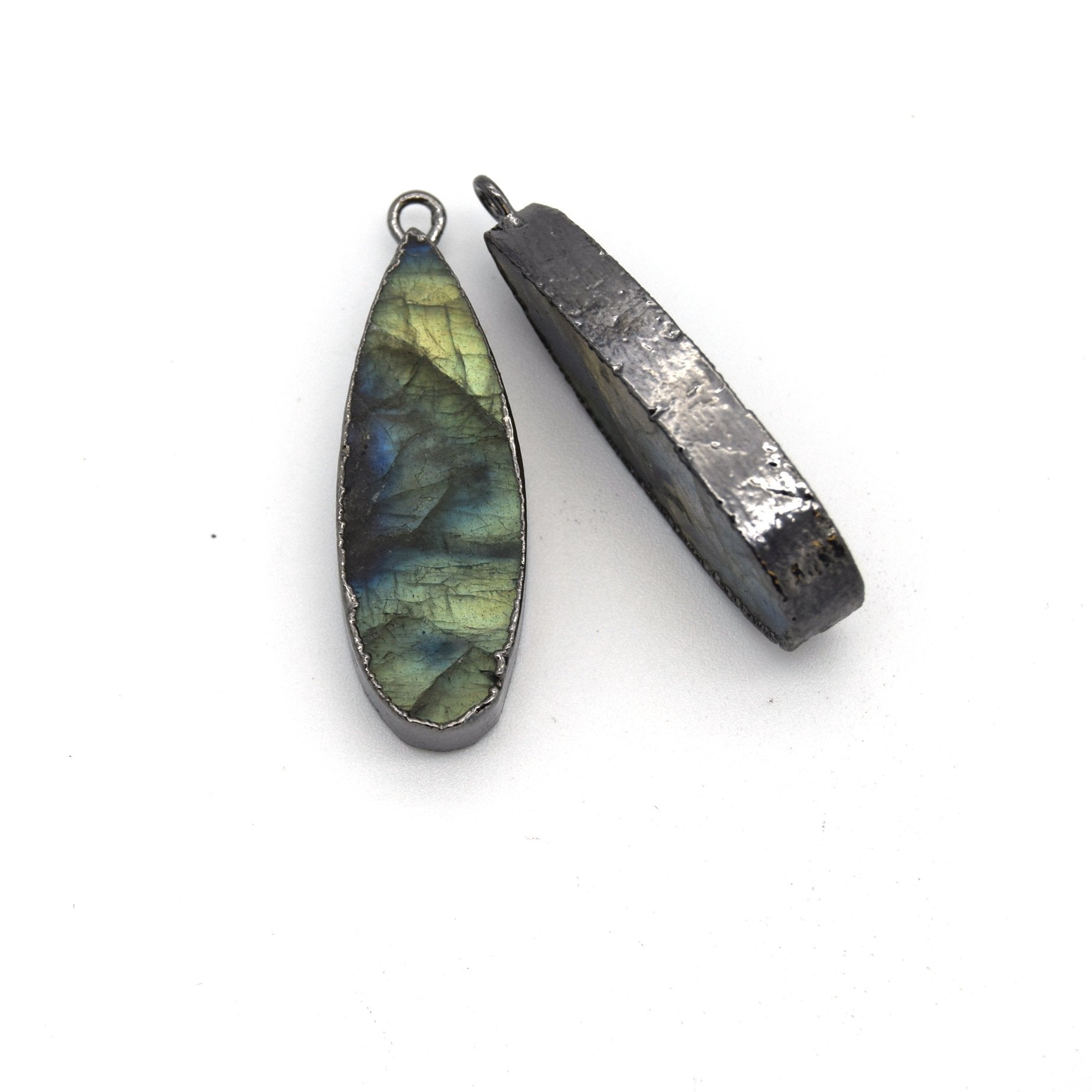 11mm x 30mm Gunmetal Plated Natural Blue/Green Labradorite Long Teardrop Shaped Flat Pendant
