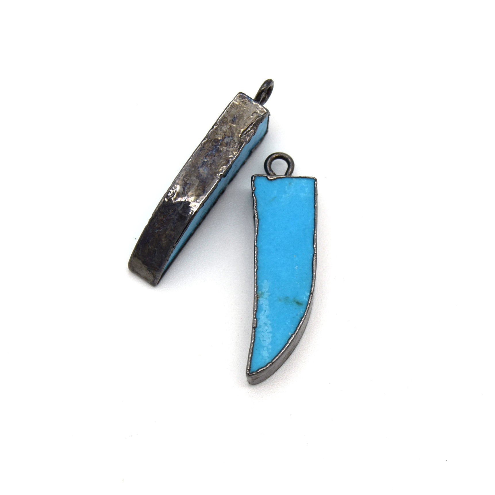 7mm x 22mm Gunmetal Plated Tusk/Fang/Horn Shaped Natural Reconstituted Turquoise Pendant