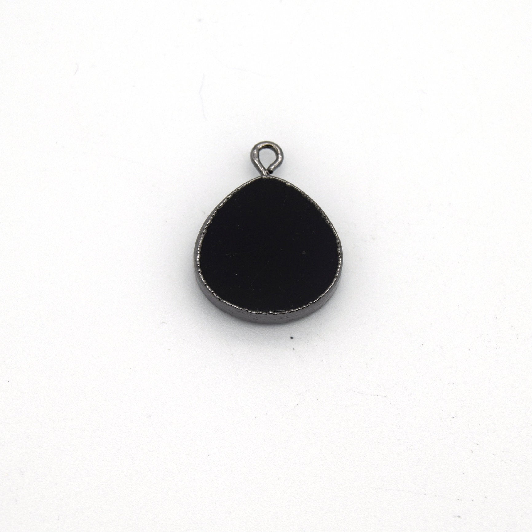14mm x 15mm Gunmetal Plated Flat Teardrop/Heart Shaped Black Onyx Pendants - Sold Individually