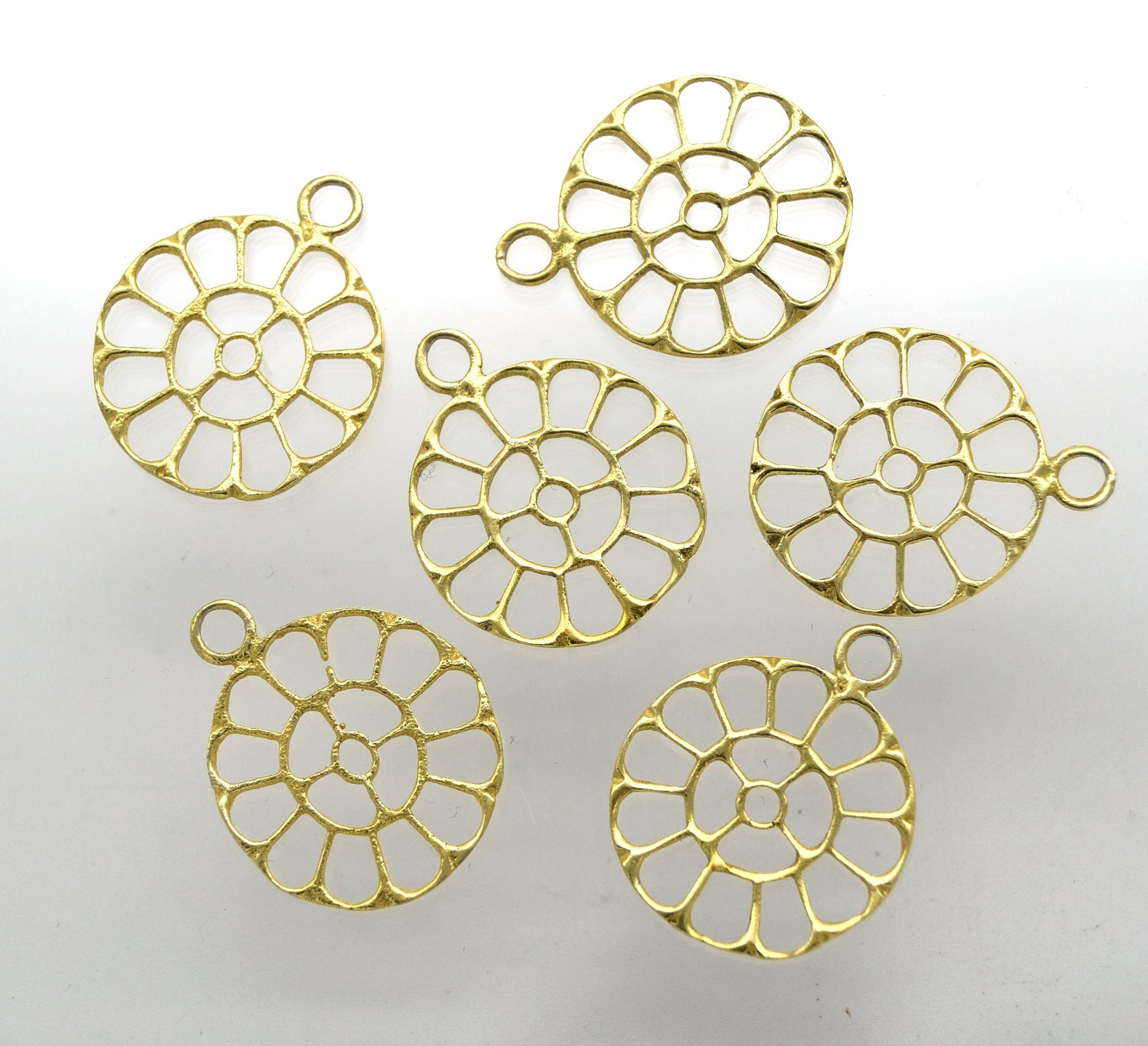 19mm x 19mm Gold Plated Open Radiating Cut-Out Flower Shaped Charm/Pendant - Sold Individually