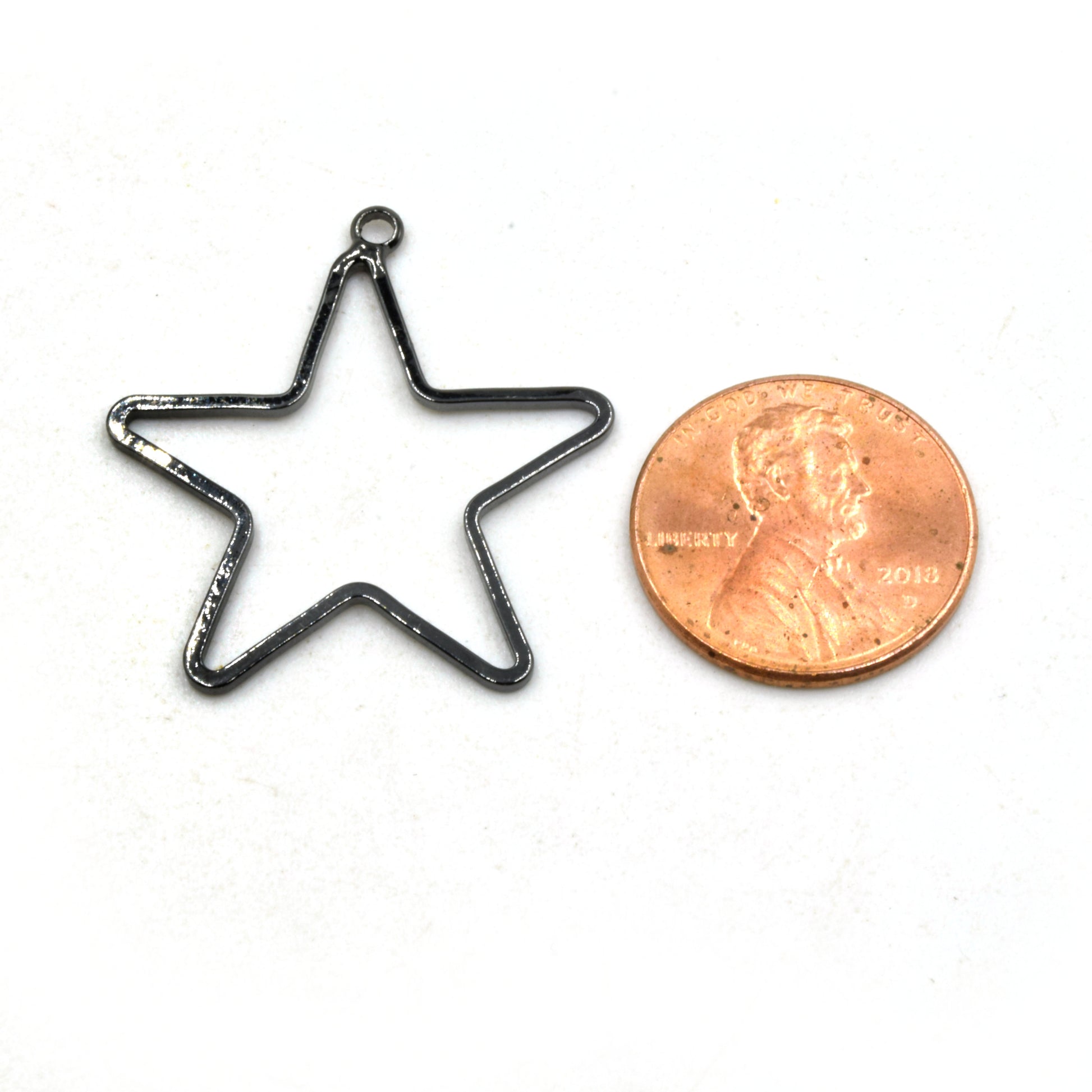 Stars 28mm (4 Pk) Gunmetal Plated Open Star Shaped Pendant/Connector Components (One Ring) - (Pack of 4)