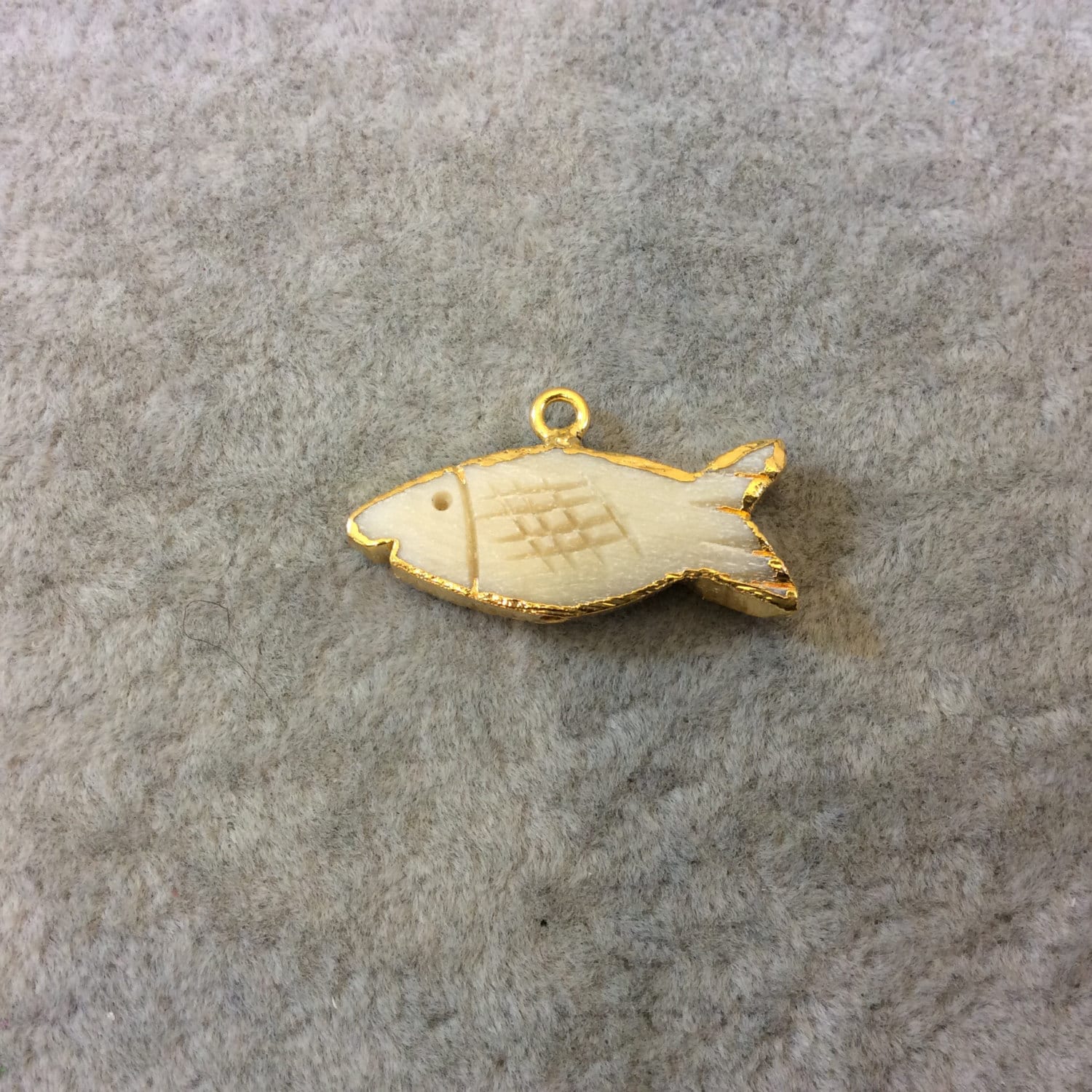Small Gold Plated Bone Fish Pendant, 28mm x 12mm (BF 1)