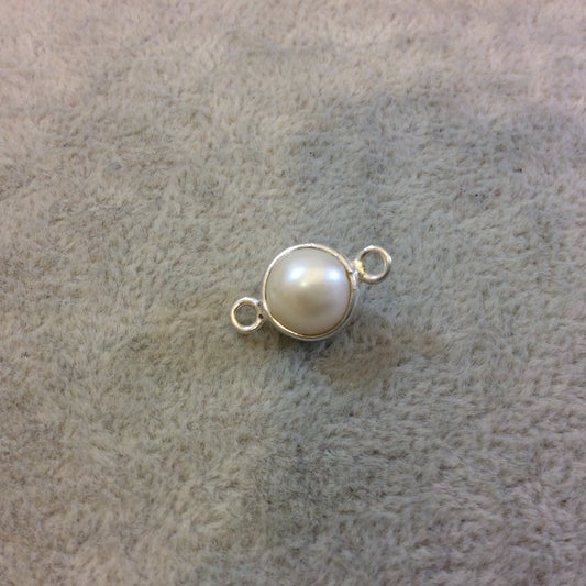 Silver Finish Round Shaped Freshwater Pearl Bezel Two Ring Connector Component - Measuring 7-8mm - Natural Freshwater Pearl