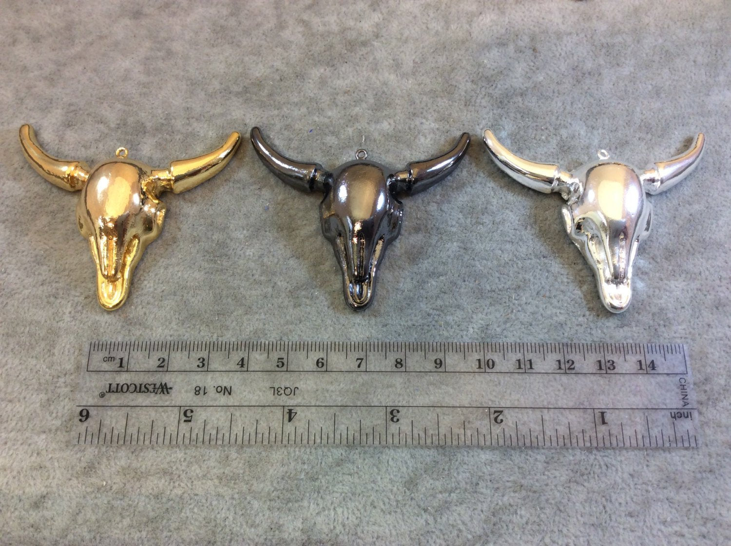 Silver Plated Acrylic Bull/Steer Shaped Focal Pendants - Measuring 63mm x 55mm Approximately