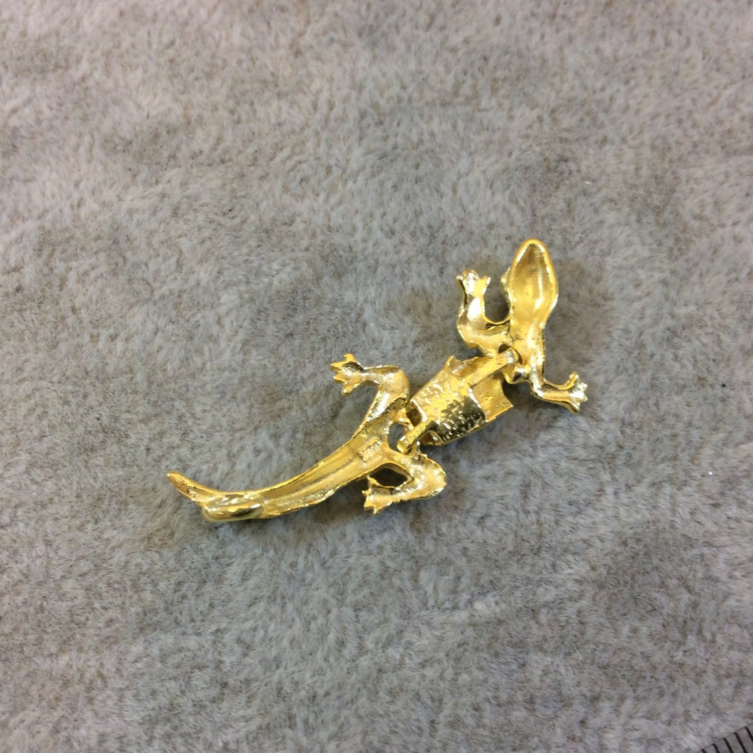Bright Gold Tone Jointed Lizard Shaped Cast Alloy Charm/Pendant - Measuring 15mm x 40mm, Approximately - Sold Individually