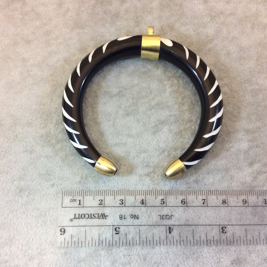 3" Black/White Slashed Thick Double Ended Crescent Shaped Acrylic Resin Pendant with Gold Caps/Bail - Measuring 80mm x 74mm - (TR074-BK)