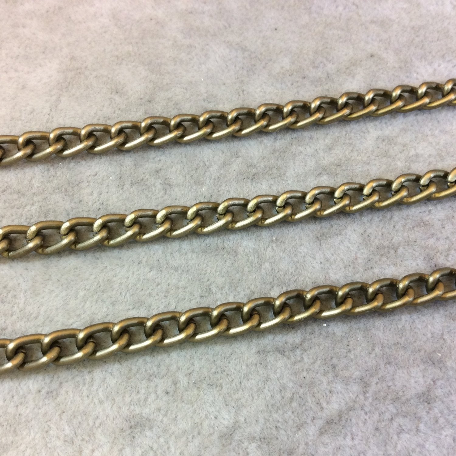 A1605 - 5' Section of Bronze Finish Aluminum Long Oval Curb Chain with 5mm x 8mm Links - Available in Other Finishes, Check Related Links!