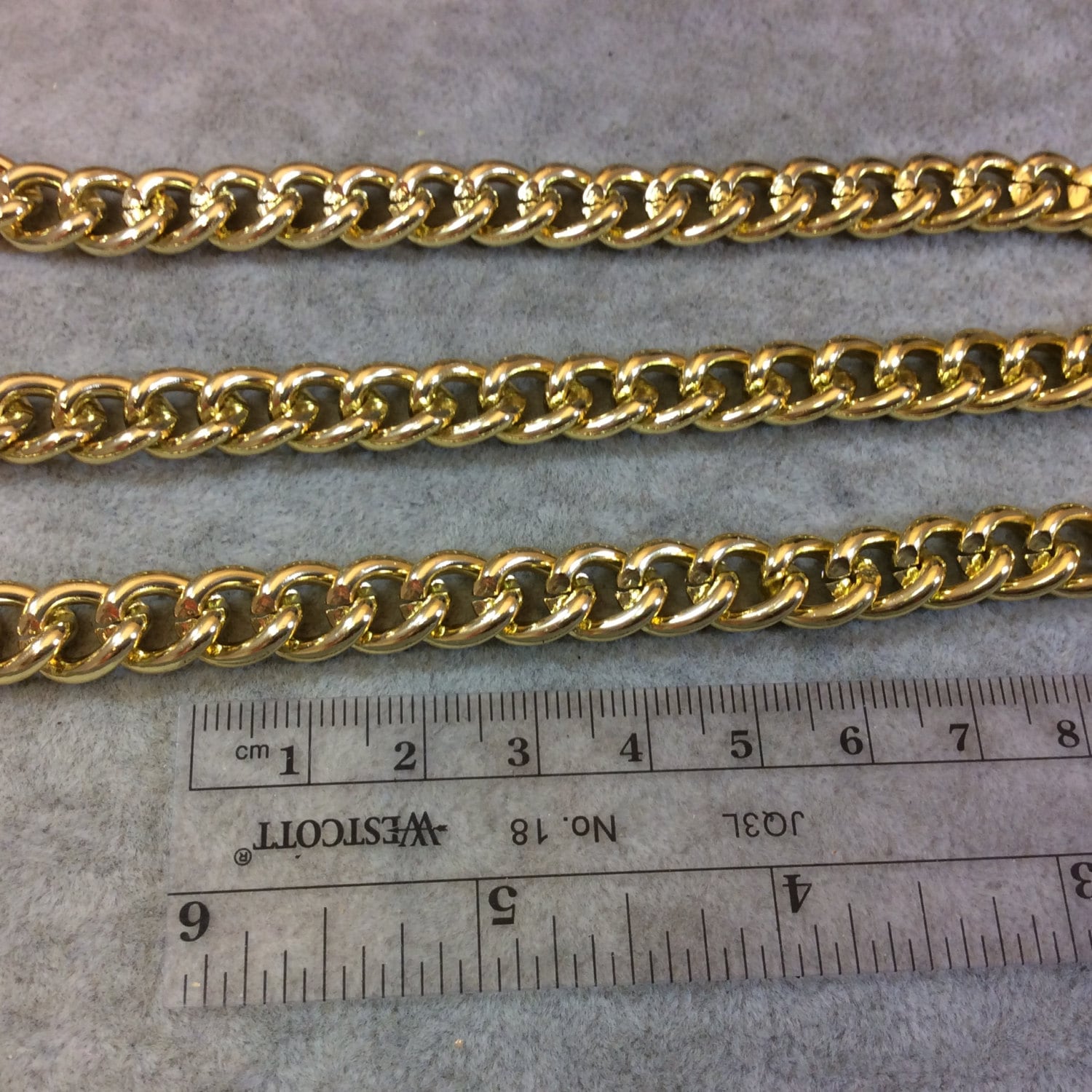 A1344 - 5' Section of Gold Finish Aluminum Curb Chain with 9mm x 11mm Links - Available in Other Finishes, Check Related Listings!
