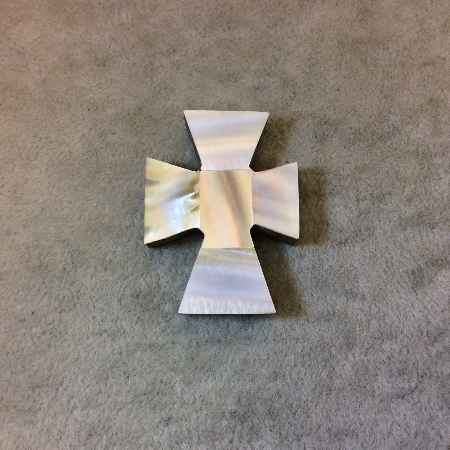 1.5" Iridescent White/Ivory Cross Shaped Wooden Pendant with Natural Abalone Shell Overlay - Measuring 31mm x 41mm, 8mm Thick - (TR15WHCRAB)
