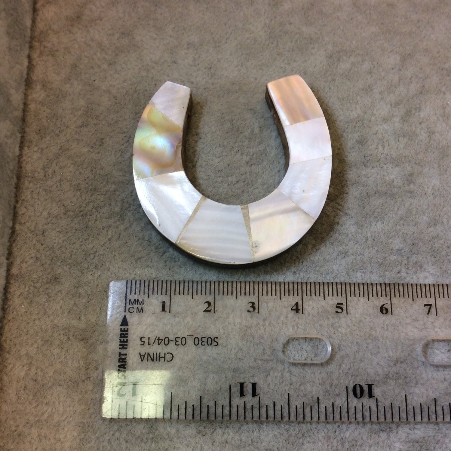 1.75" Iridescent White/Ivory Horseshoe Shaped Wooden Pendant with Abalone Shell Overlay - Measuring 45mm x 46mm, 8mm Thick - (TR175WHHAB)